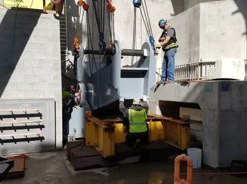 Johnson Street Bridge — rocker detail