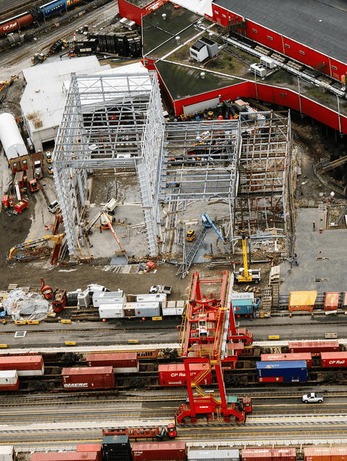 Centerm Maintenance Building steel erection