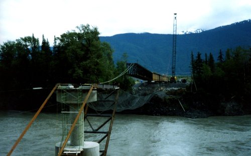 Gitwinksihlkw Bridge — erection equipment