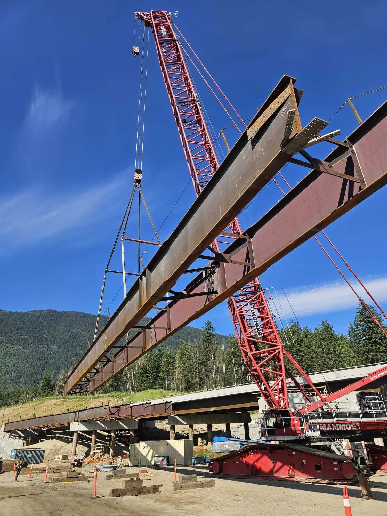 Tappen Overhead Bridges four-girder swing lift