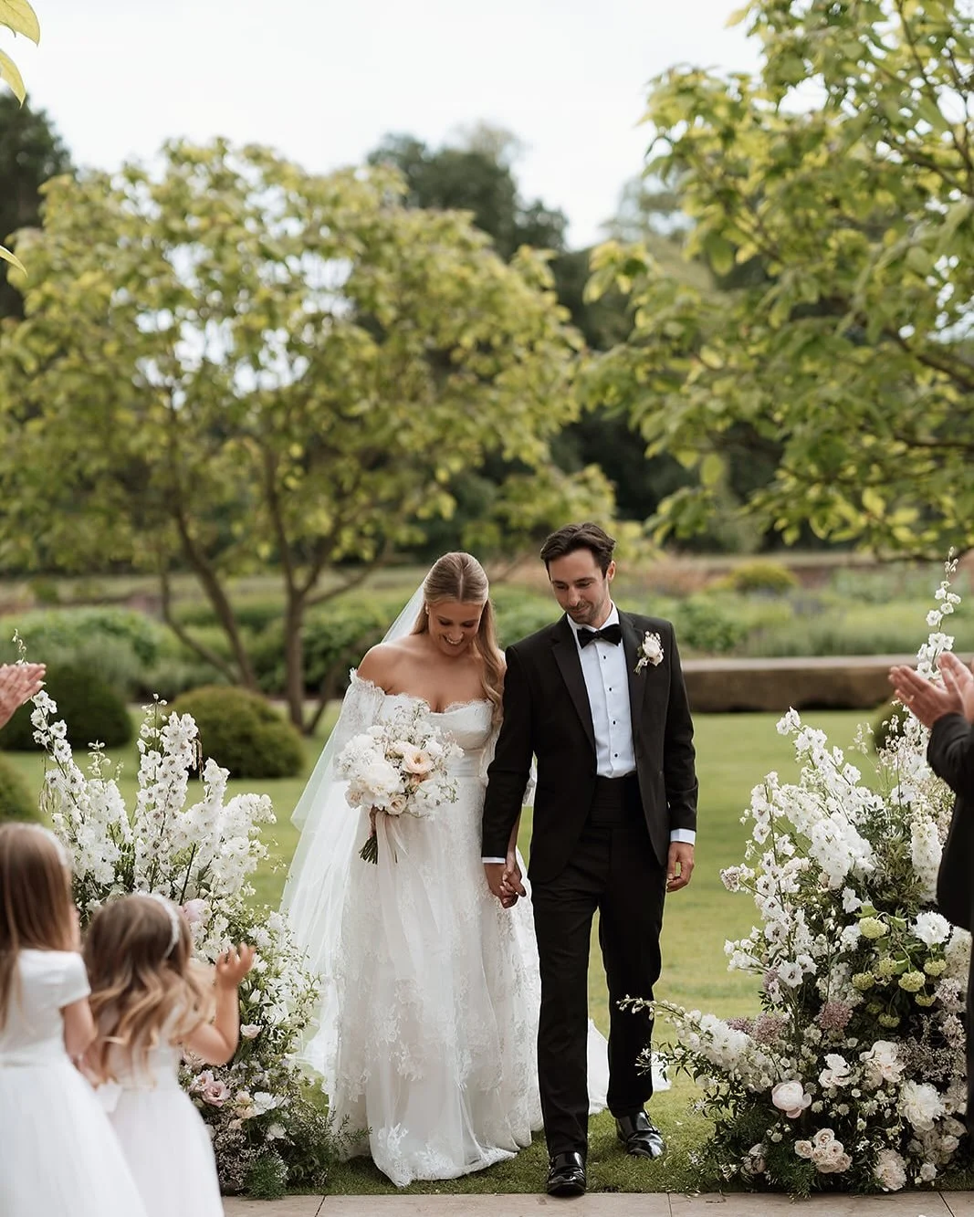 Excited to create more magic at the beautiful @middletonlodge this spring ✨

@fayewildephotography 
@susannagreeningdesigns 
@__stylesisters 
@hair_by_duboux
@amberharlowmakeup 
@vineinthewild