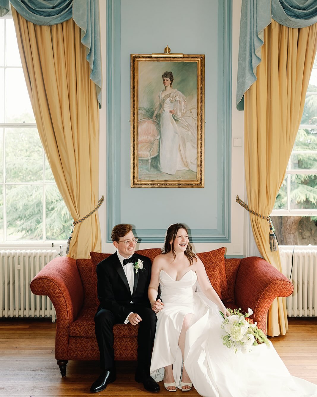 Snapshots of summer, with Mary &amp; Freddie 🤍

@jessicalilyphotography 
@rebecca.getwed 
@nicolabeddoes 
@addingtonpalace 
@balugaweddings 

#londonwedding #londonflorist #contemporaryflowers