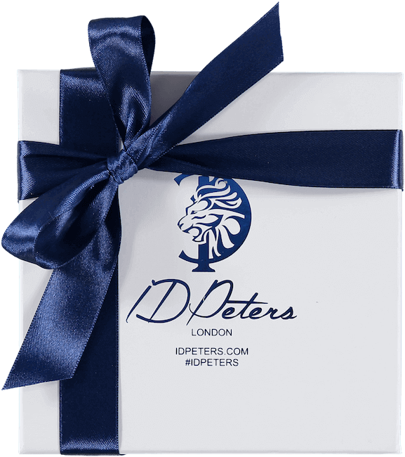 Silk_scarf_presentation_gift_box_ID_PETERS_LONDON_1d6e7dff-d450-4d3d-bae3-810d23aa19b0.png