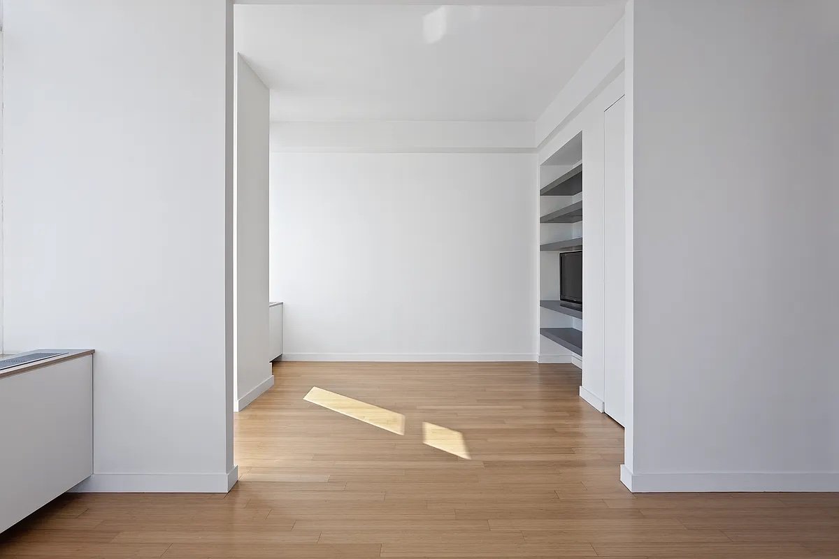 450 W 17th 5.jpeg