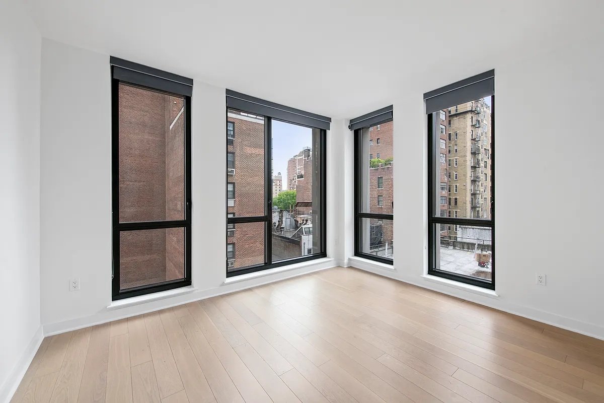 160 E 22nd St 5.jpeg