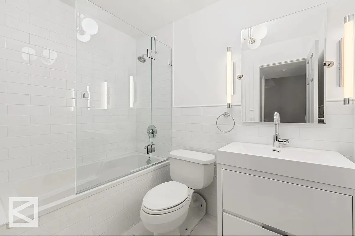 205 E22nd St 2.jpeg