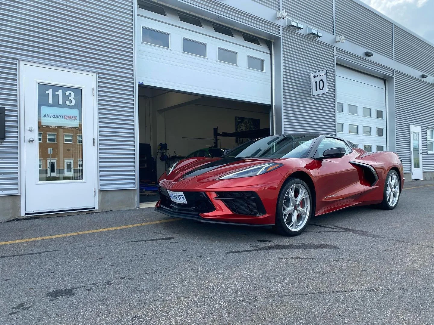 🔥 Unleash the Guardian 🔥
C8R Corvette is a true masterpiece, fortified with out Guardian Protection Kit - covering the full front, rockers, doors, sills, splash guards, A-pillars, roof, and rear deck lid. And to make maintaining this vehicles paint