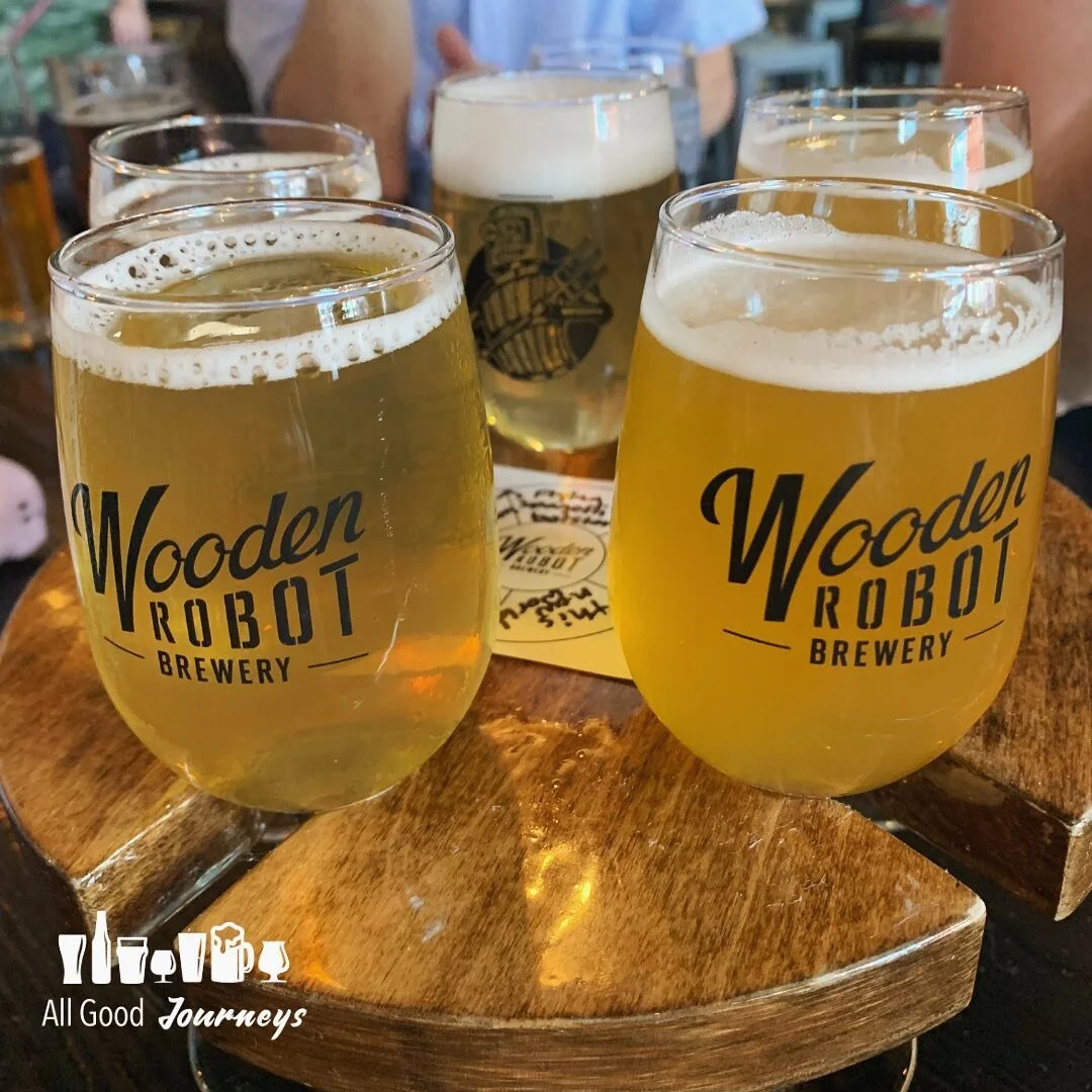 I recently took a trip to Charlotte, NC where I explored the coolest breweries around town and did a beer crawl in NoDa with my family! While in town I visited @legionbrewingsouthpark @devilslogicbrewingclt @protagonistbeer @heistbrewery and finally 