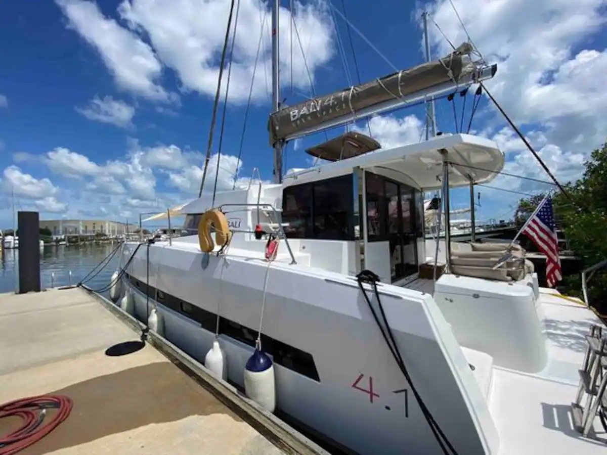 Discover our Catamaran Cruising Path