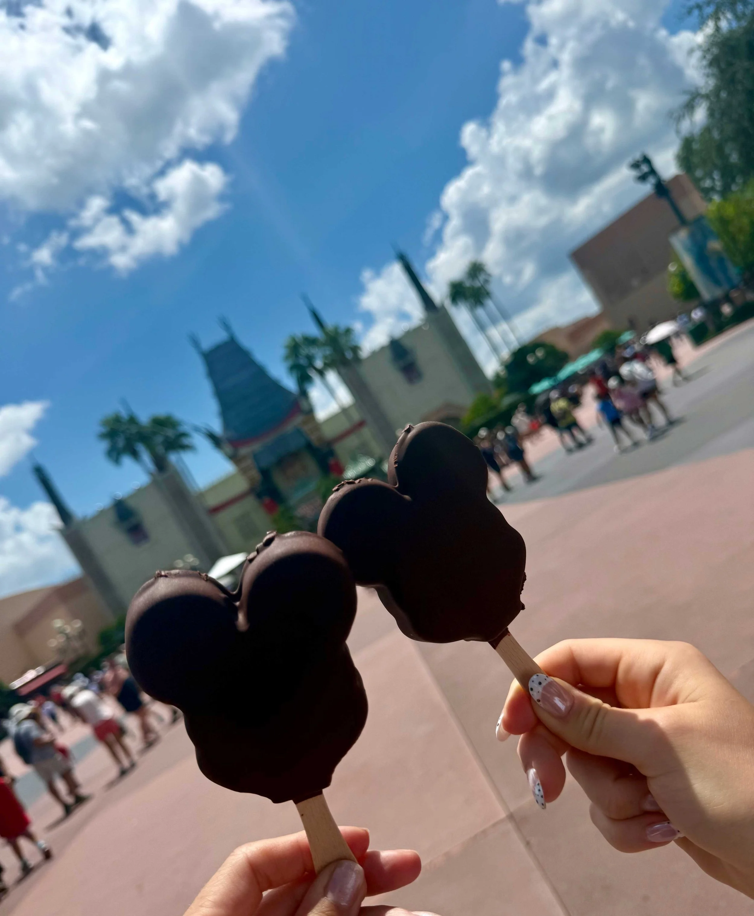 Surviving Summer at Disney: 8 Tips to Beat the Heat in the Parks