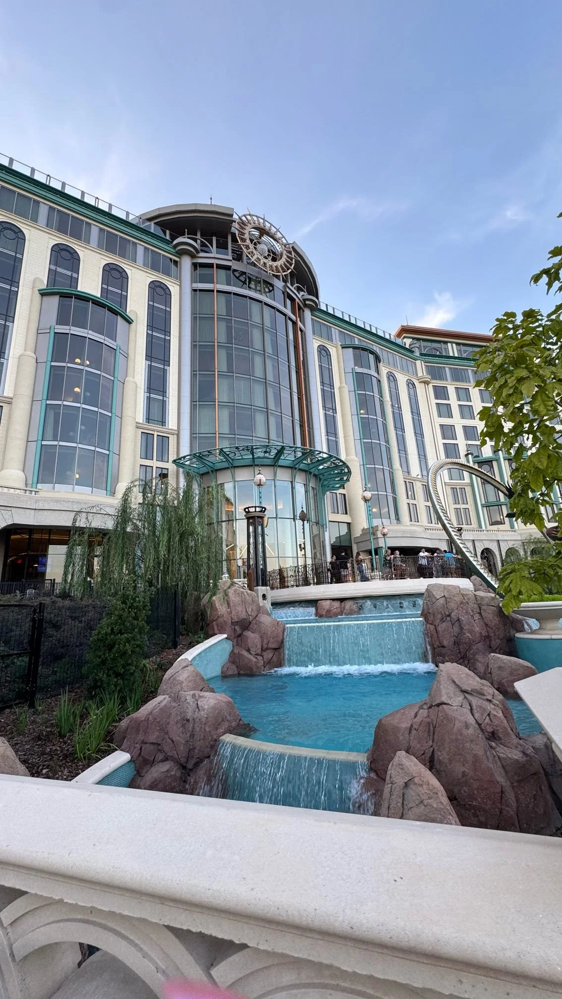 Which New Universal Orlando Resort is Right for You and Your Budget?