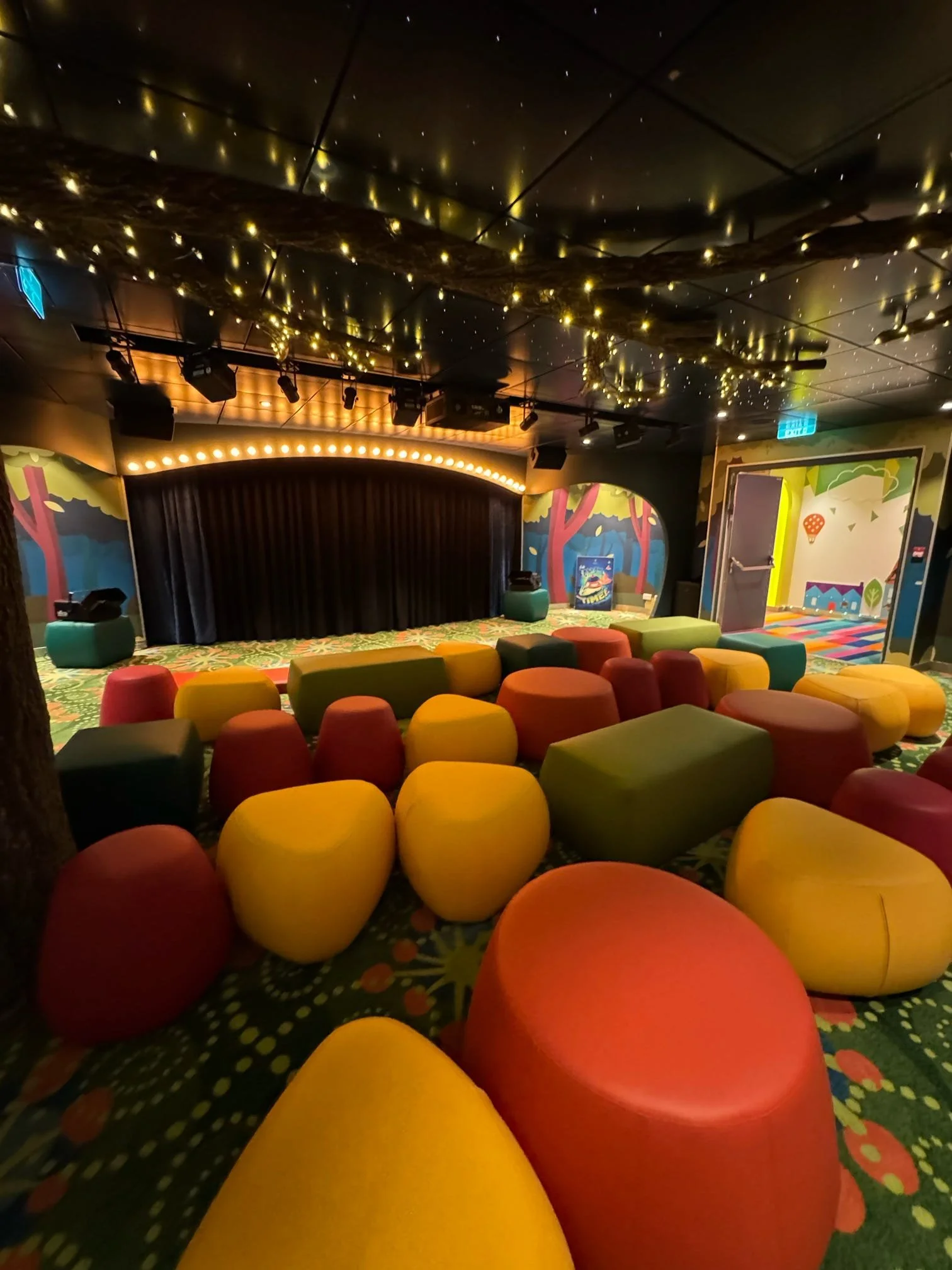 What’s Included in a Royal Caribbean Cruise A Complete Guide Kids 1.jpg