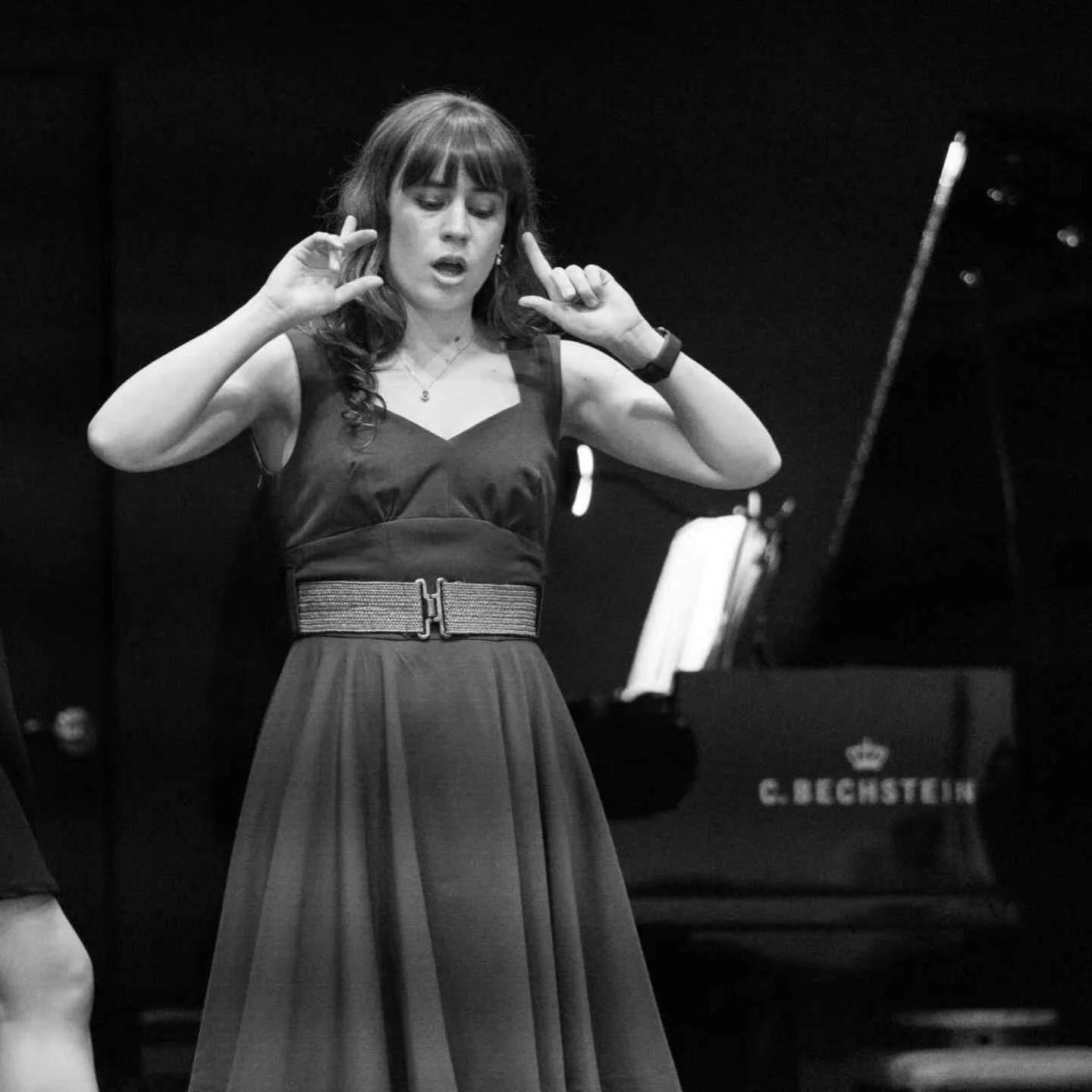 ✨Meet the Team✨
Introducing Elissa Matthew!

Elissa recently joined our social media team and collaborates with everyone to create all the posts you guys see (like this one!) 

⭐️Fun facts:
Artist on repeat: Adele 
Can&rsquo;t live without: my dog, p