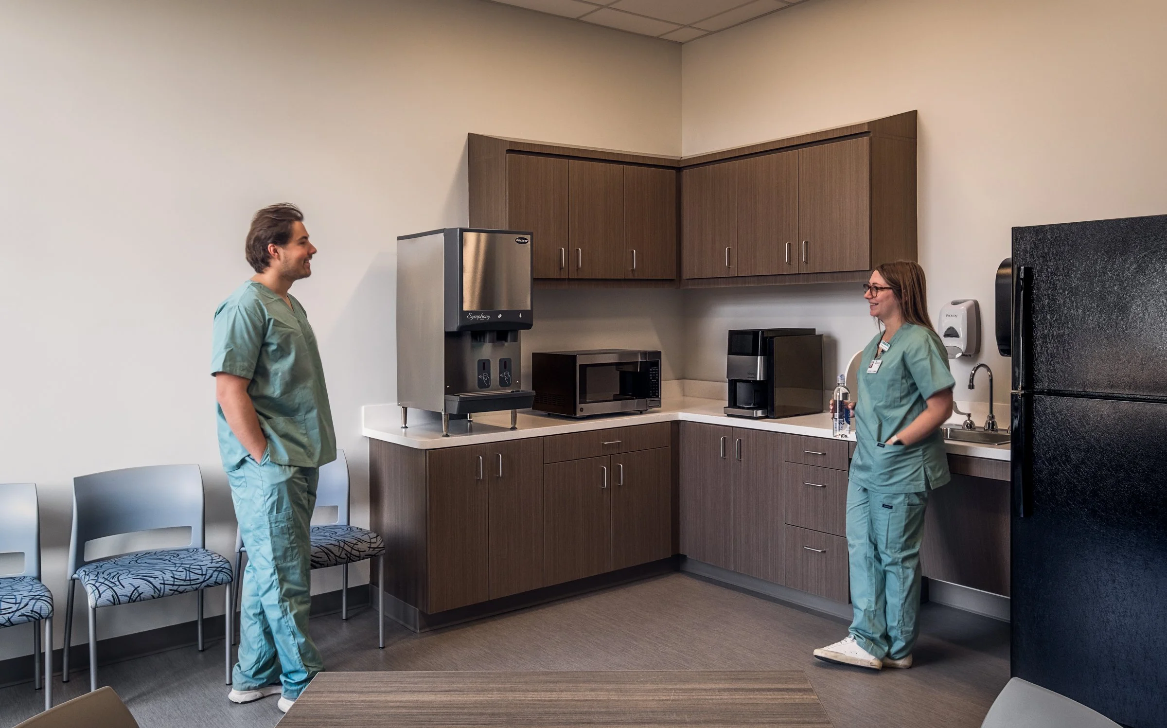 Interior view at Atrium Health, highlighting modern design, function and patient comfort.