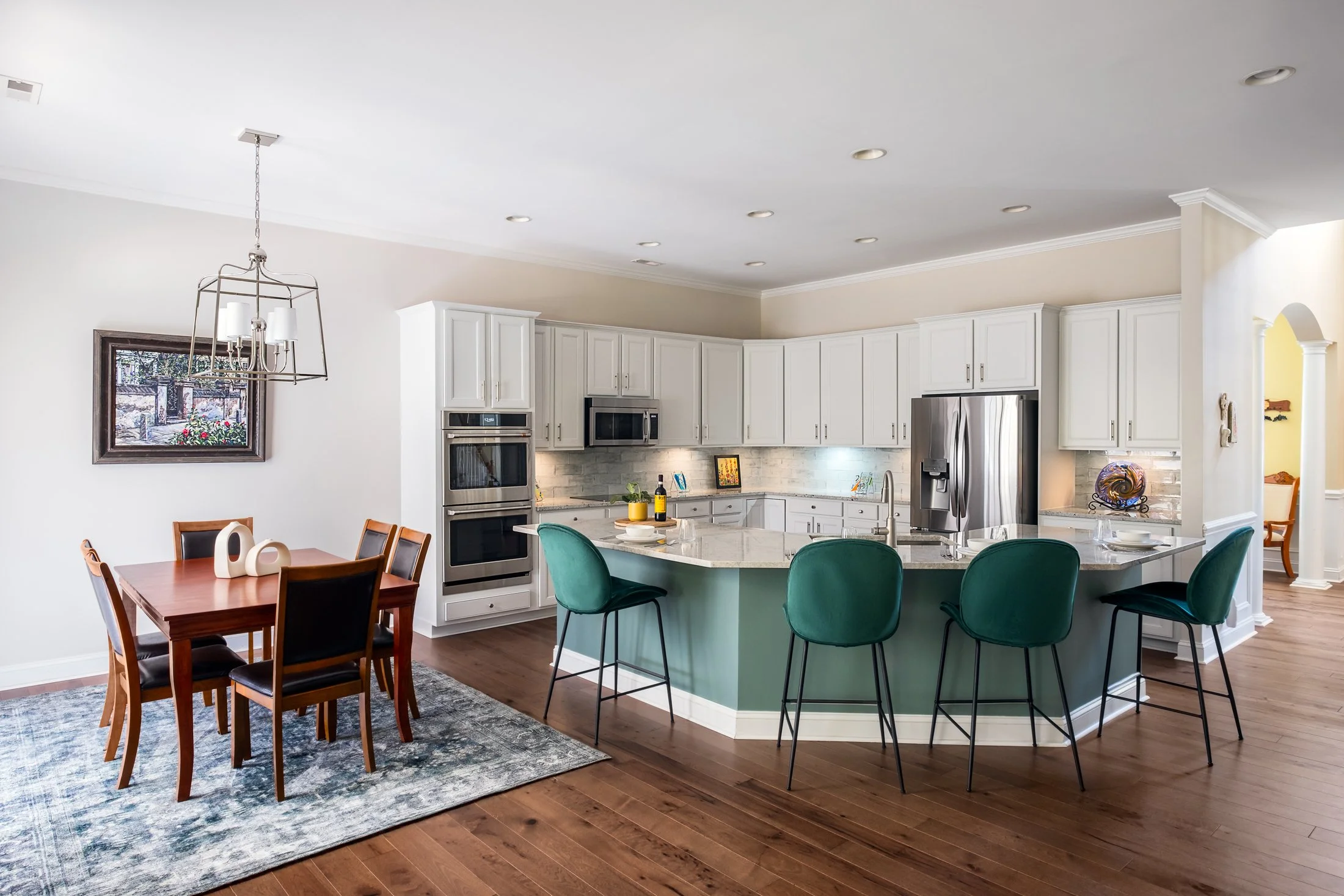 Kitchen remodel in Charlotte, NC – interior design by Jennifer Wagener of Decorating Den Interiors, photographed by Lange Photo Studio