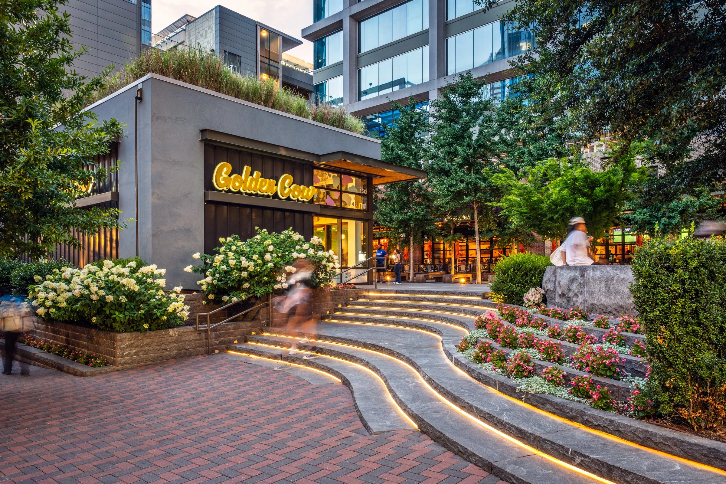 Architectural and travel photography by Paul Lange, showcasing interiors, exteriors, and design-rich environments. Alley Charlotte Center, Charlotte, NC, exterior materials and design. 