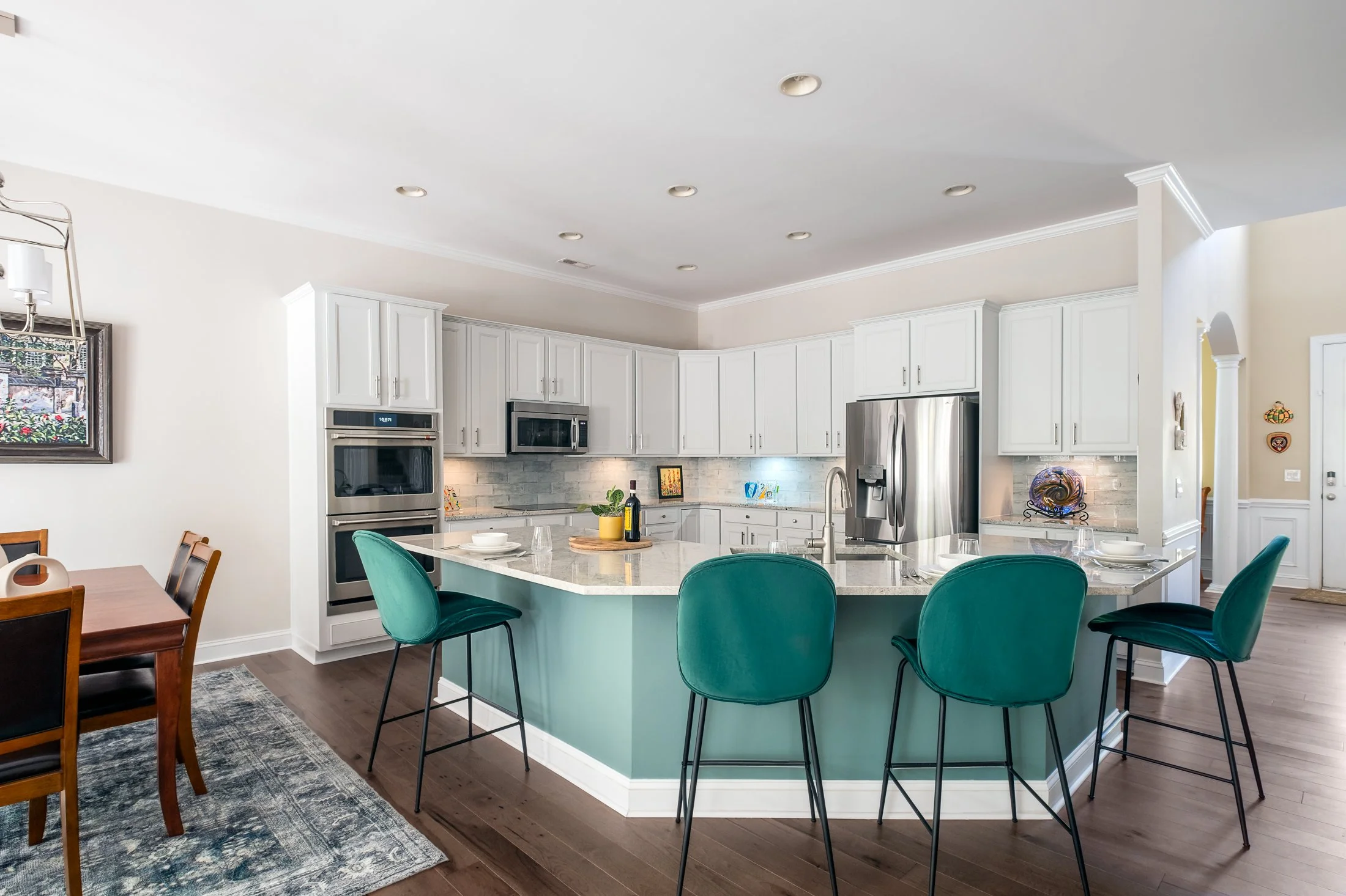 Kitchen remodel in Charlotte, NC – interior design by Jennifer Wagener of Decorating Den Interiors, photographed by Lange Photo Studio