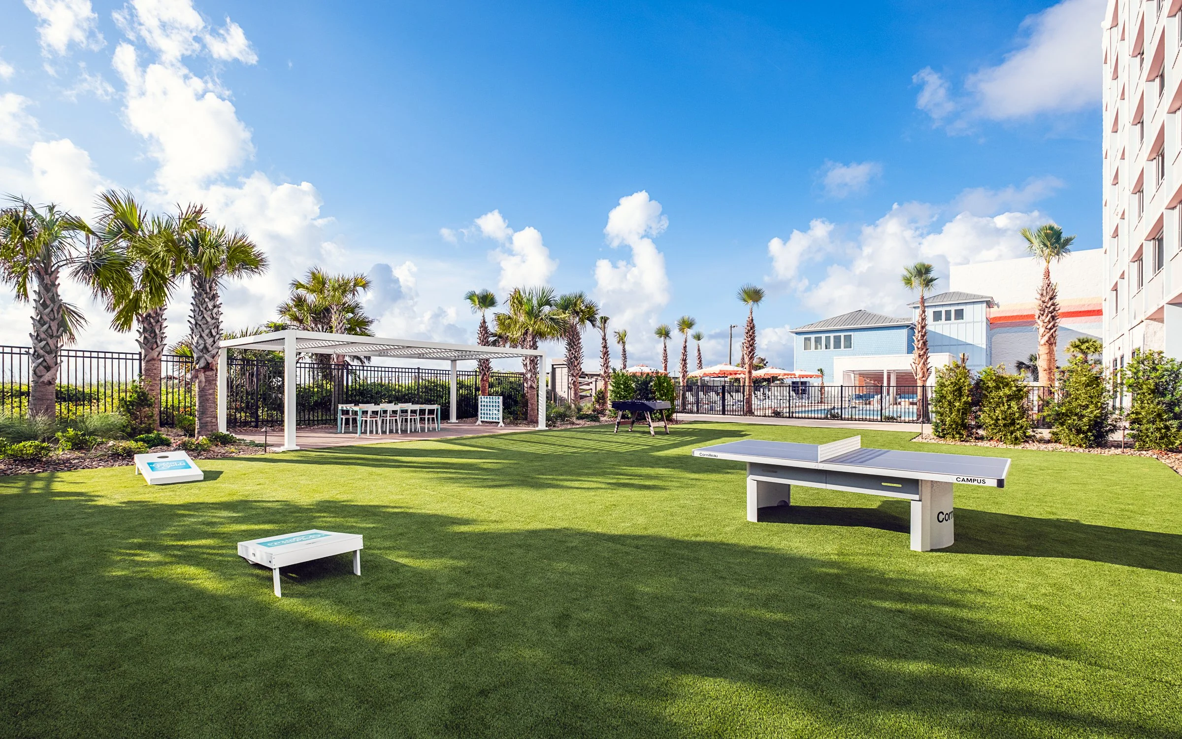 Golden Sands Resort, Carolina Beach, turf area, daytime, photographed by Lange Photo Studio. 