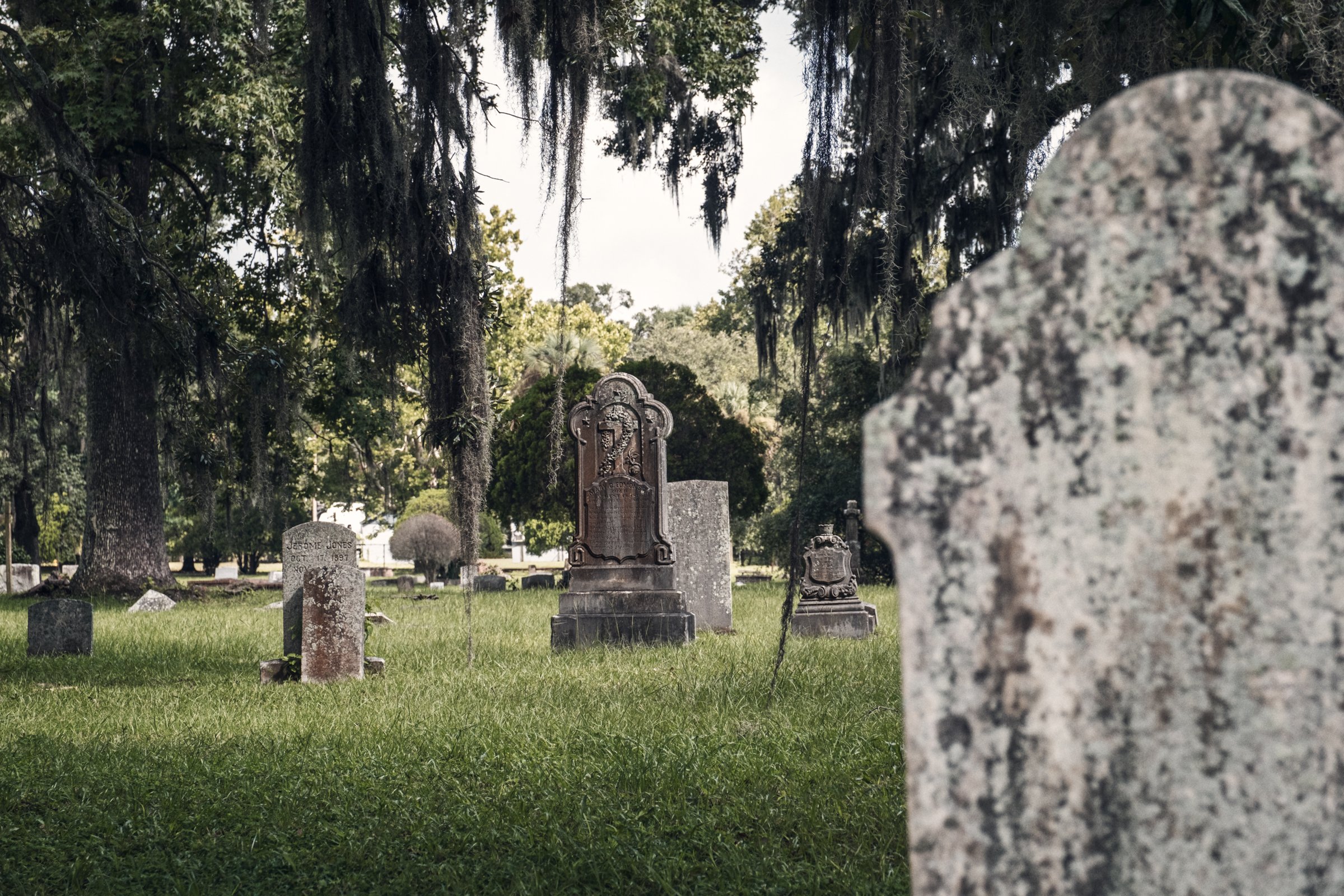 Colonial Park Cemetery, Laurel Grove Cemetery, Bonaventure Cemetery, gravestones, statues, Intimate Moments Within Savannah's Historic Cemeteries