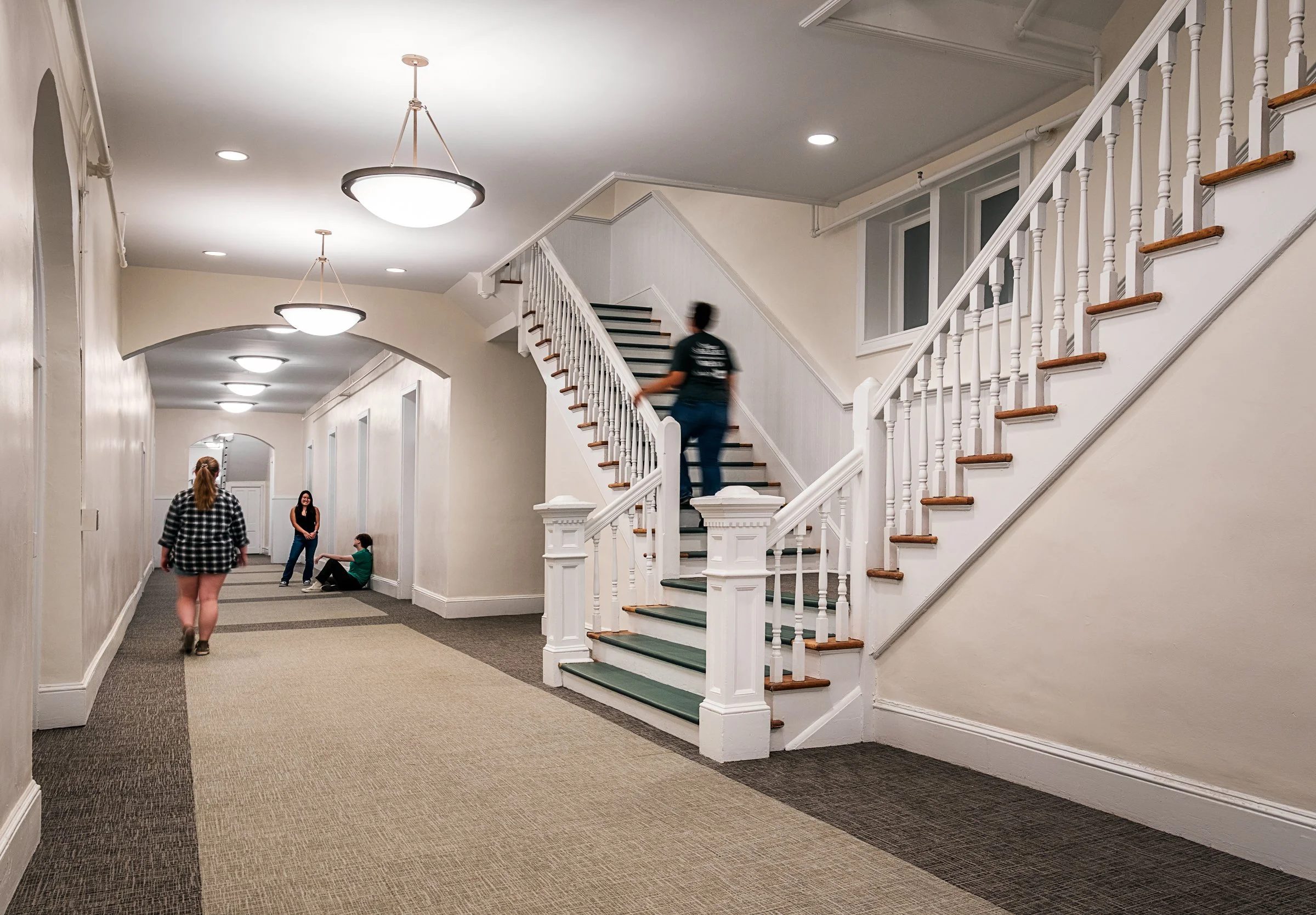 Interior view at Hollins West Dorm, highlighting [space/design feature] and the renovated student living environment. COmpleted by CPL Architectue and photographed by Lange Photo Studio. 