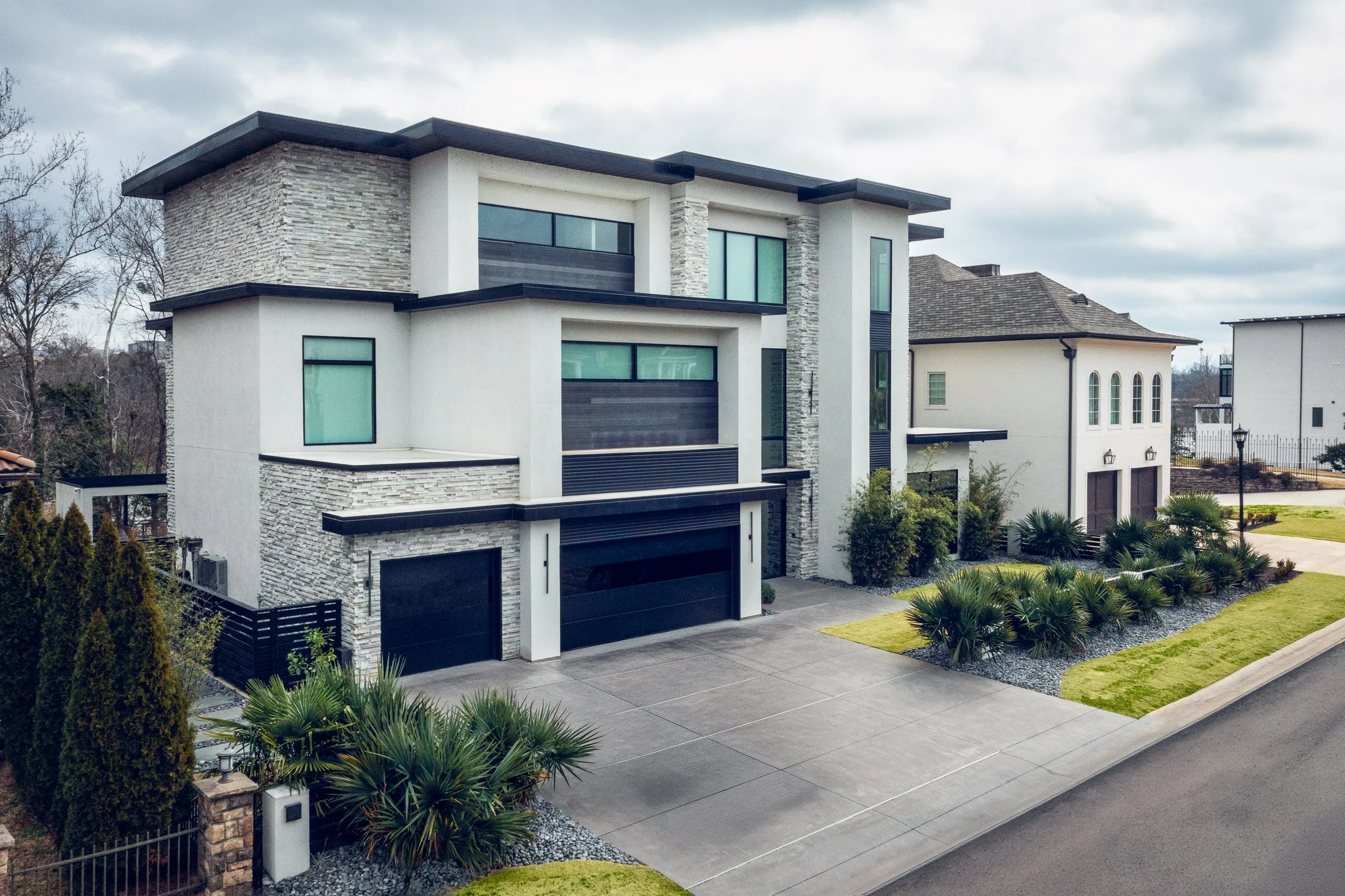 Custom residential home in Congaree Park, Columbia, SC – built by Congaree Construction, photographed by Lange Photo Studio