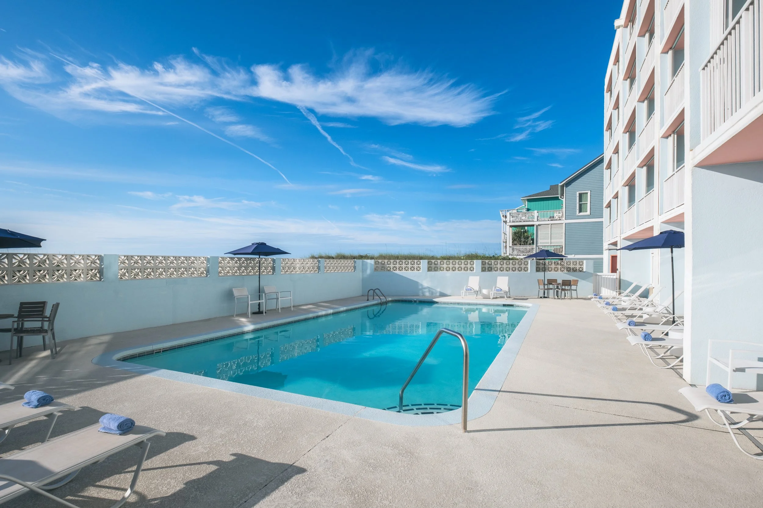 Hospitality photography of Golden Sands Hotel pool, highlighting design cohesion, proper lighting, and guest-ready staging.