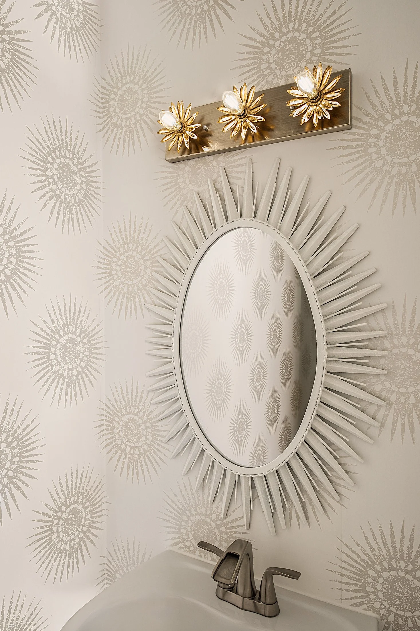 Kitchen remodel in Charlotte, NC – interior design by Jennifer Wagener of Decorating Den Interiors, photographed by Lange Photo Studio