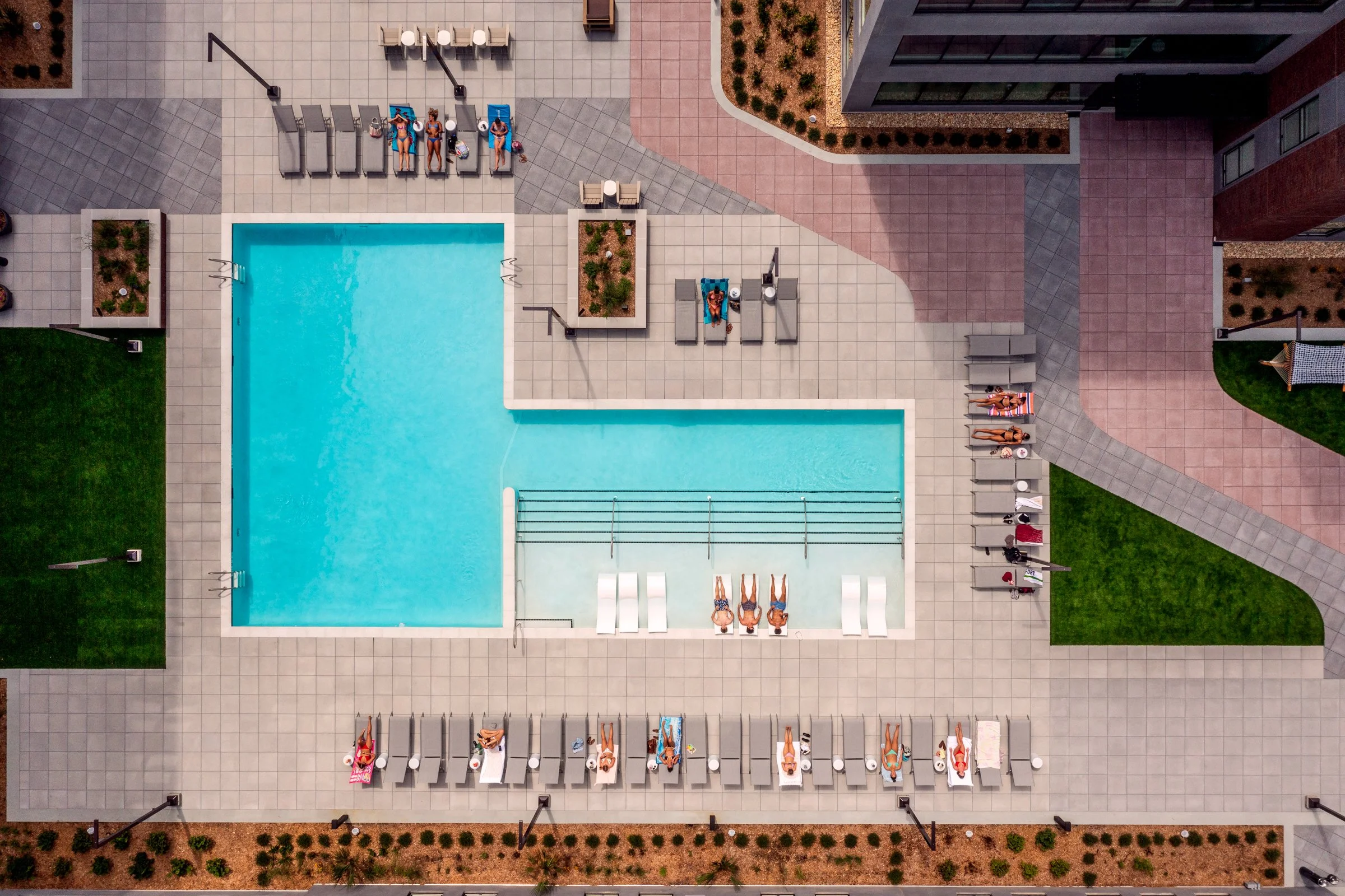 Architectural and lifestyle photography by Paul Lange of Lange Photo Studio, showcasing Gateway 737, a 940-bed student housing community near the University of South Carolina. The series captures the building's modern design, vibrant communal spaces,