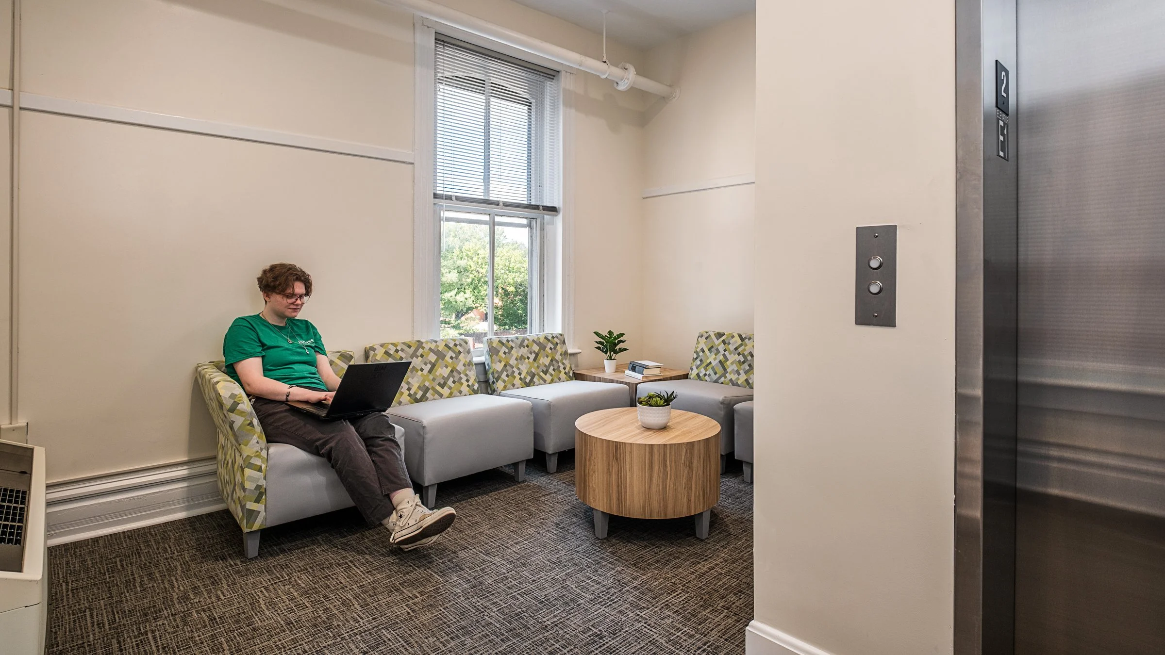 Interior view at Hollins West Dorm, highlighting [space/design feature] and the renovated student living environment. COmpleted by CPL Architectue and photographed by Lange Photo Studio. 
