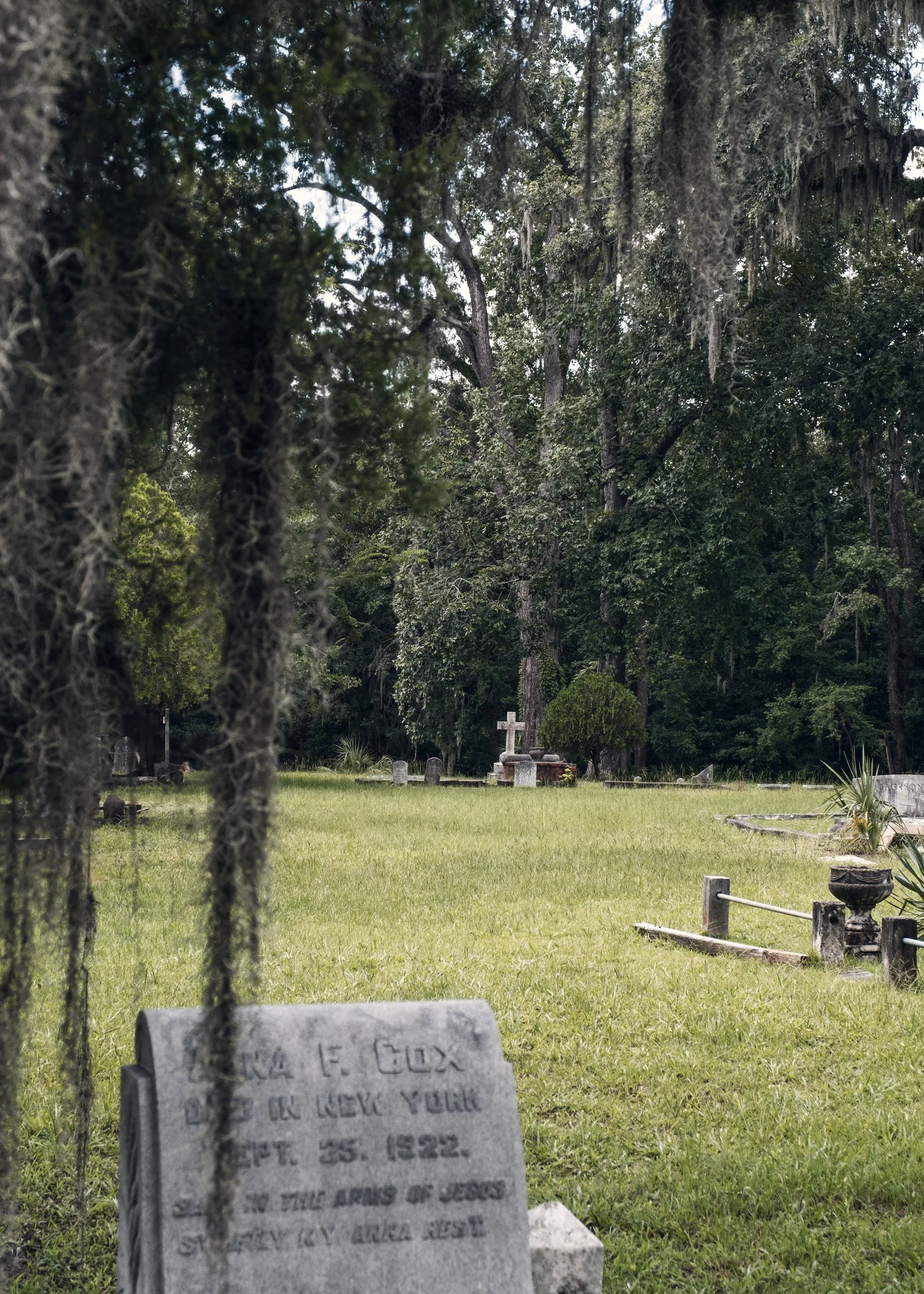 Colonial Park Cemetery, Laurel Grove Cemetery, Bonaventure Cemetery, gravestones, statues, Intimate Moments Within Savannah's Historic Cemeteries