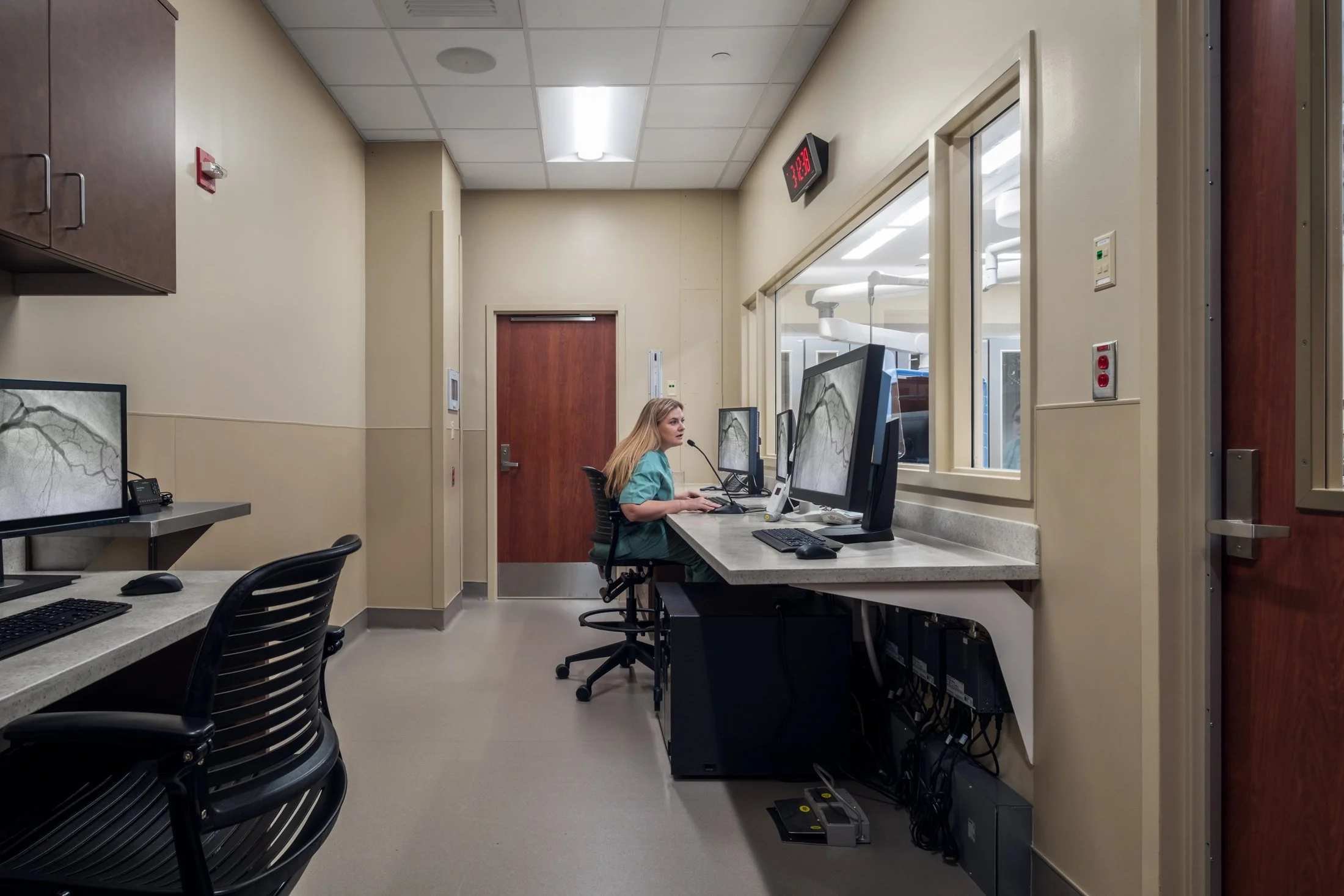 Surgical suite at Atrium Healthcare, featuring advanced medical equipment and sterile environment.