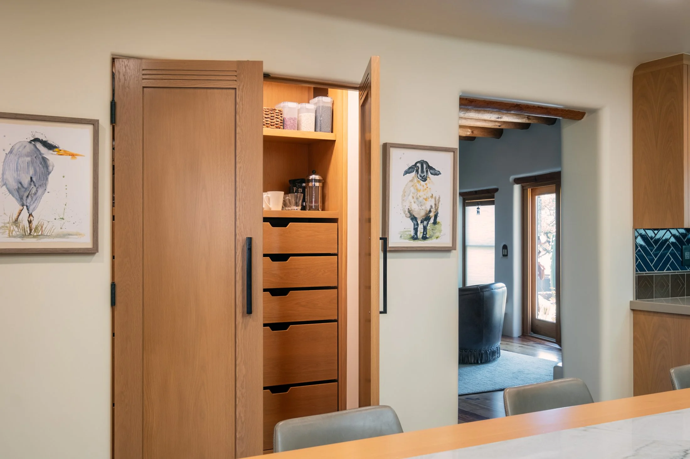 Kitchen interior design by Marie Lyall – photographed by Lange Photo Studio