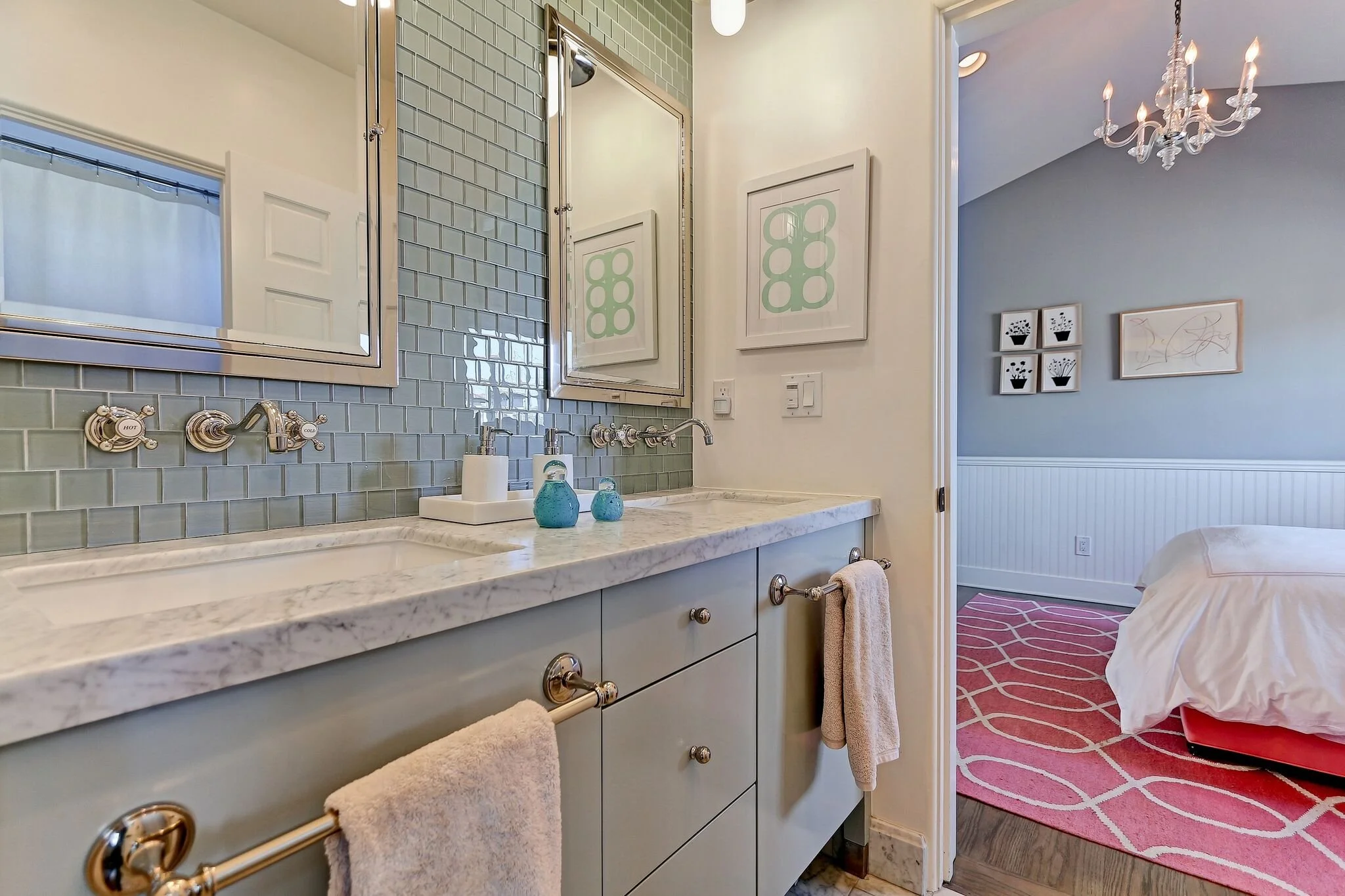 27 Jack & Jill Bathroom 2 IMG_0026.JPG