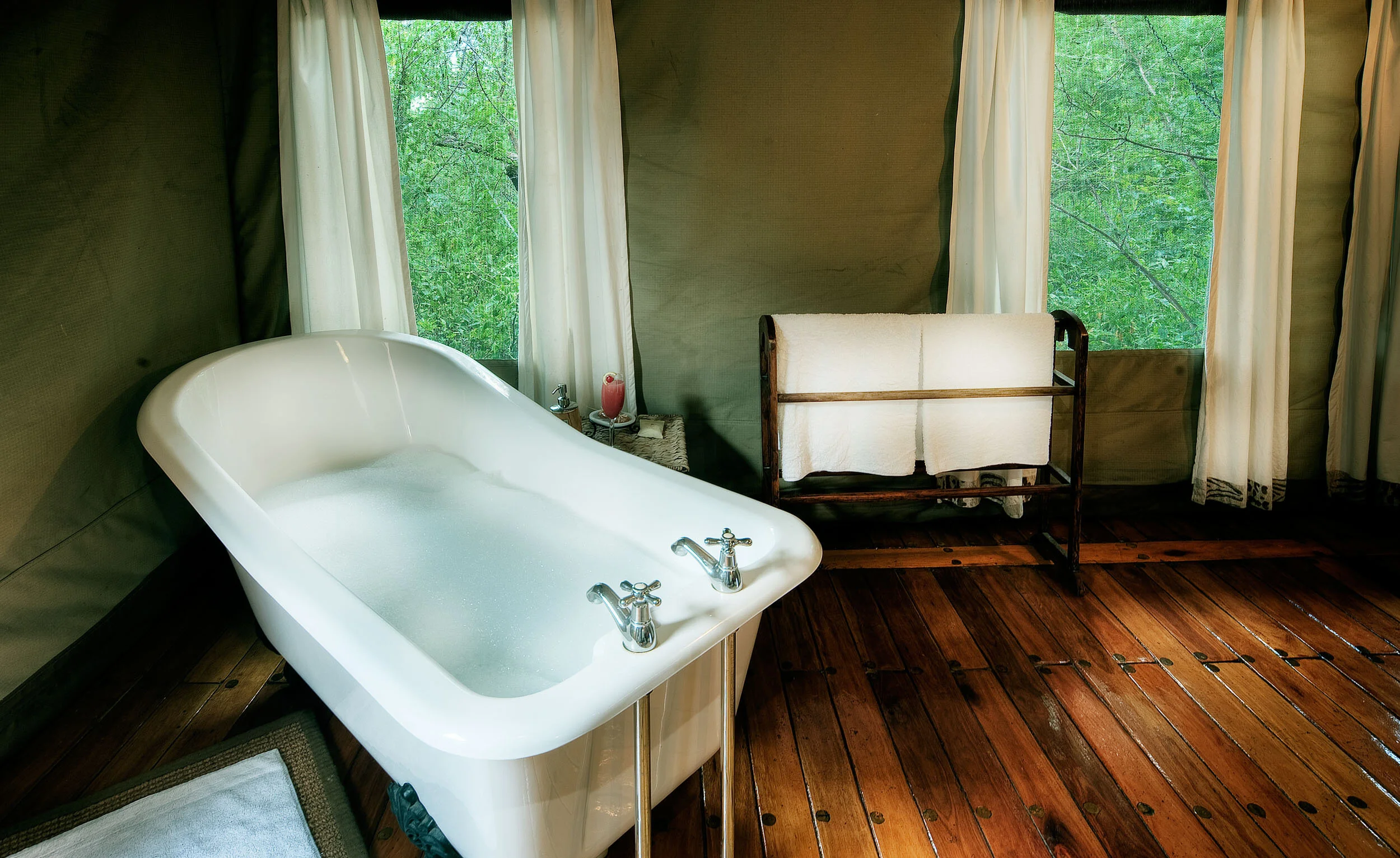 RTL Tented Bathroom 2.jpg