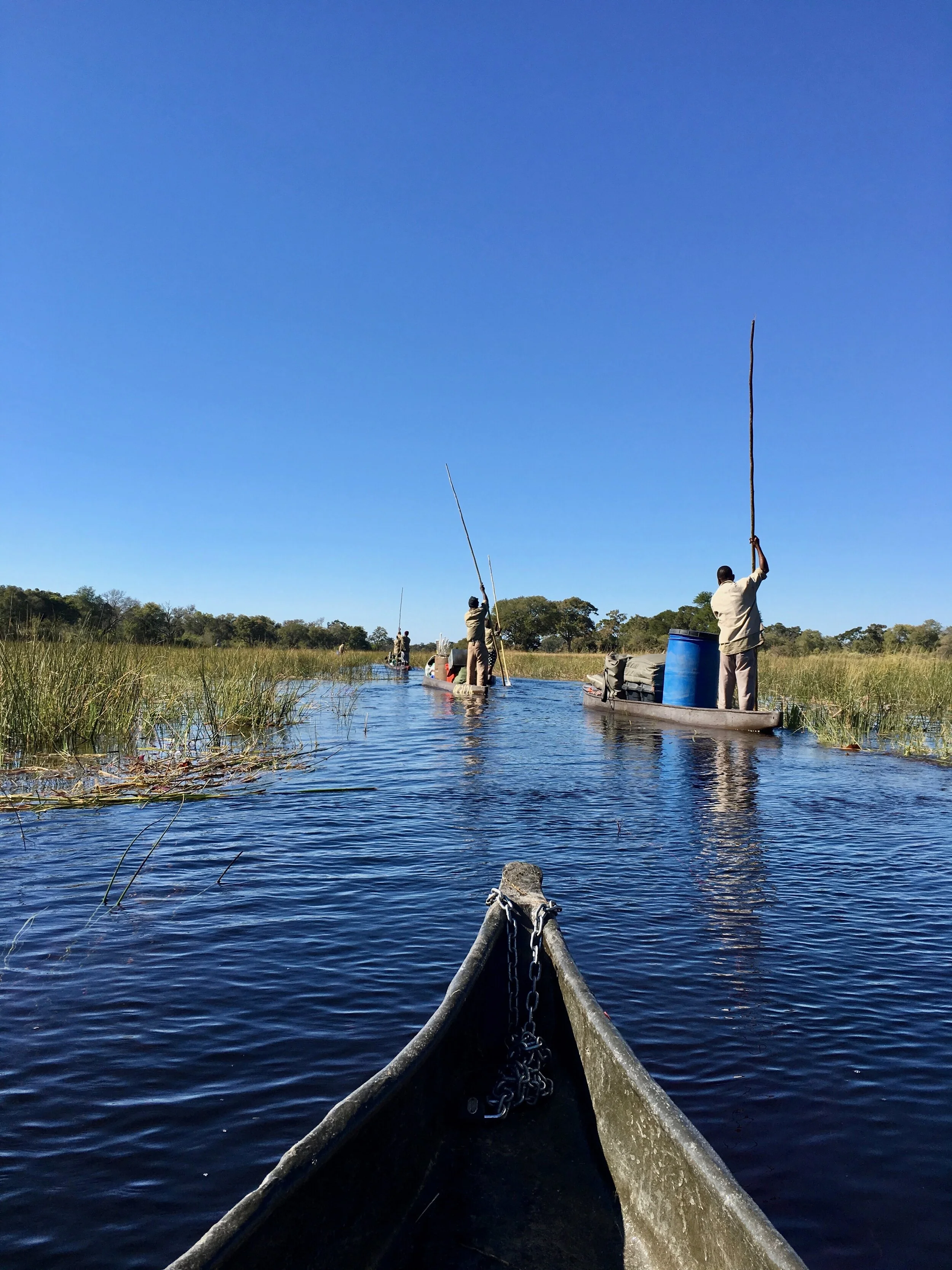 Mokoros move camp 4.jpg