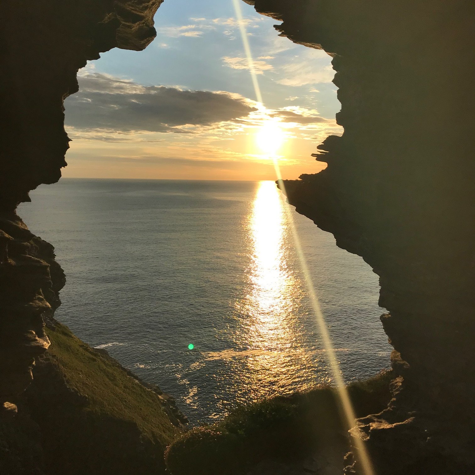 Lisa Potter Dixon Must visit cornwall - ladies window - rachel 3.jpeg