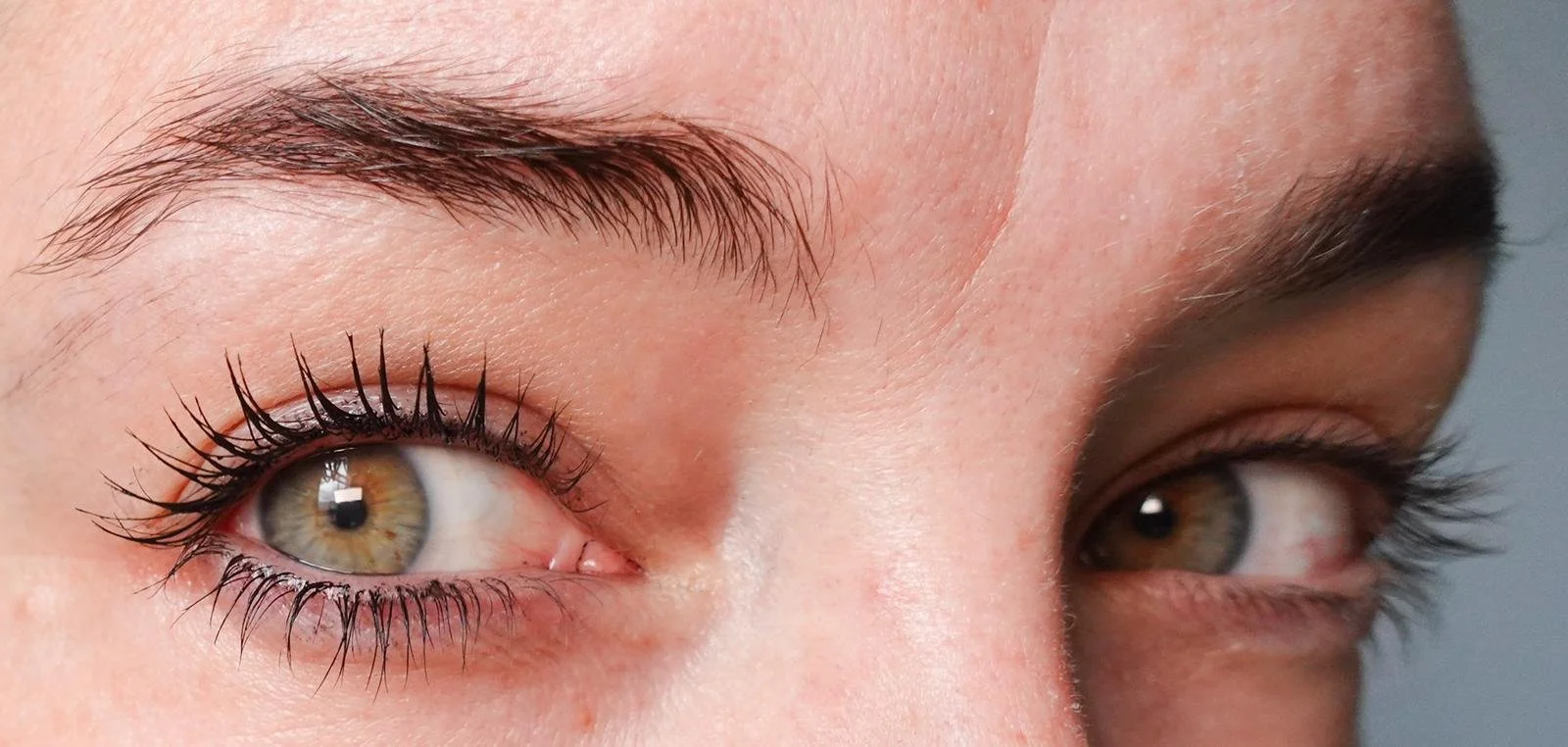 Dixon_Best_Mascaras_blog_BARE MINERALS STRENGTH & LENGTH_EYES.jpeg