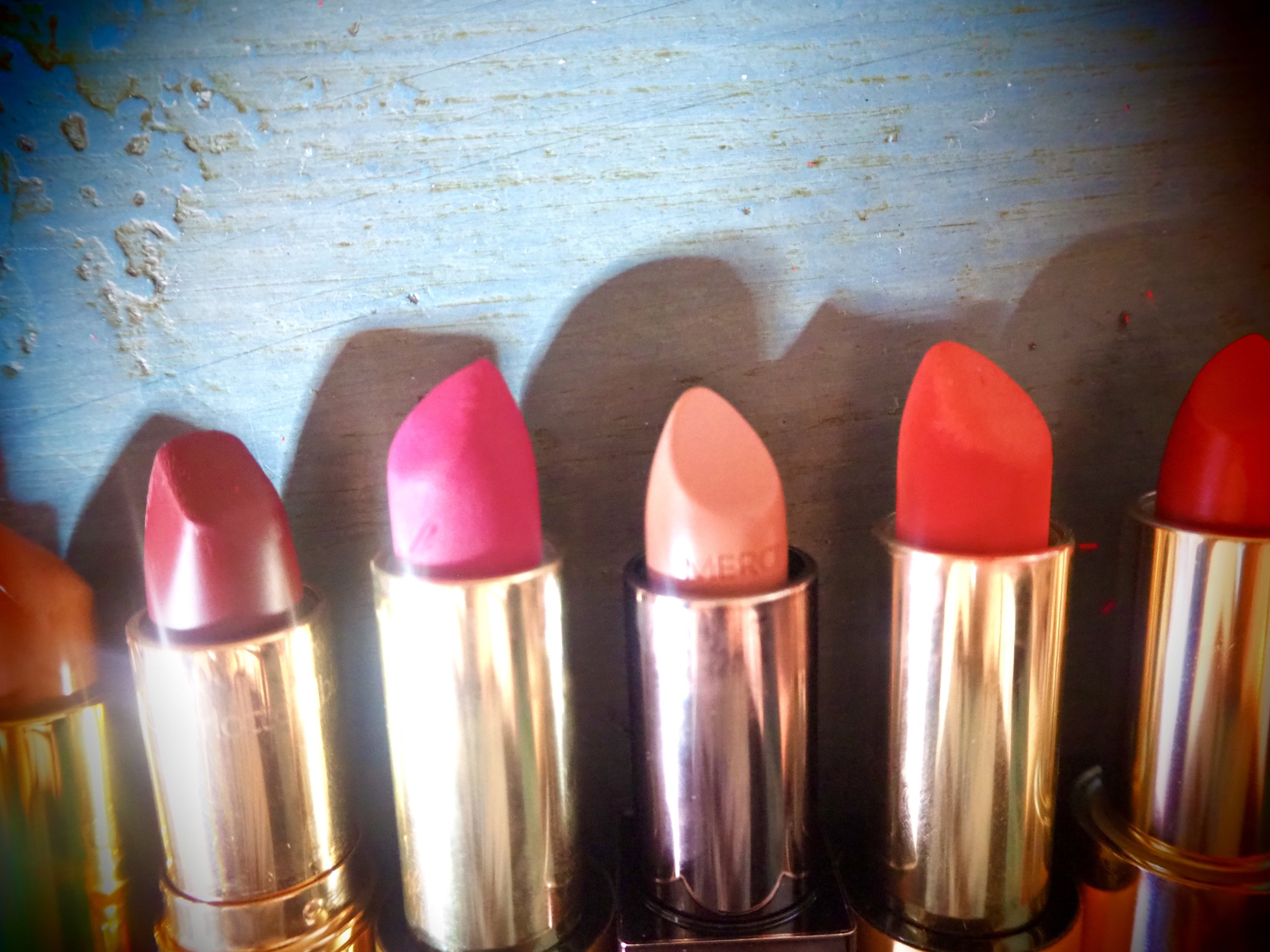 HOW TO PICK THE RIGHT LIPSTICK SHADE FOR YOU — Lisa PotterDixon