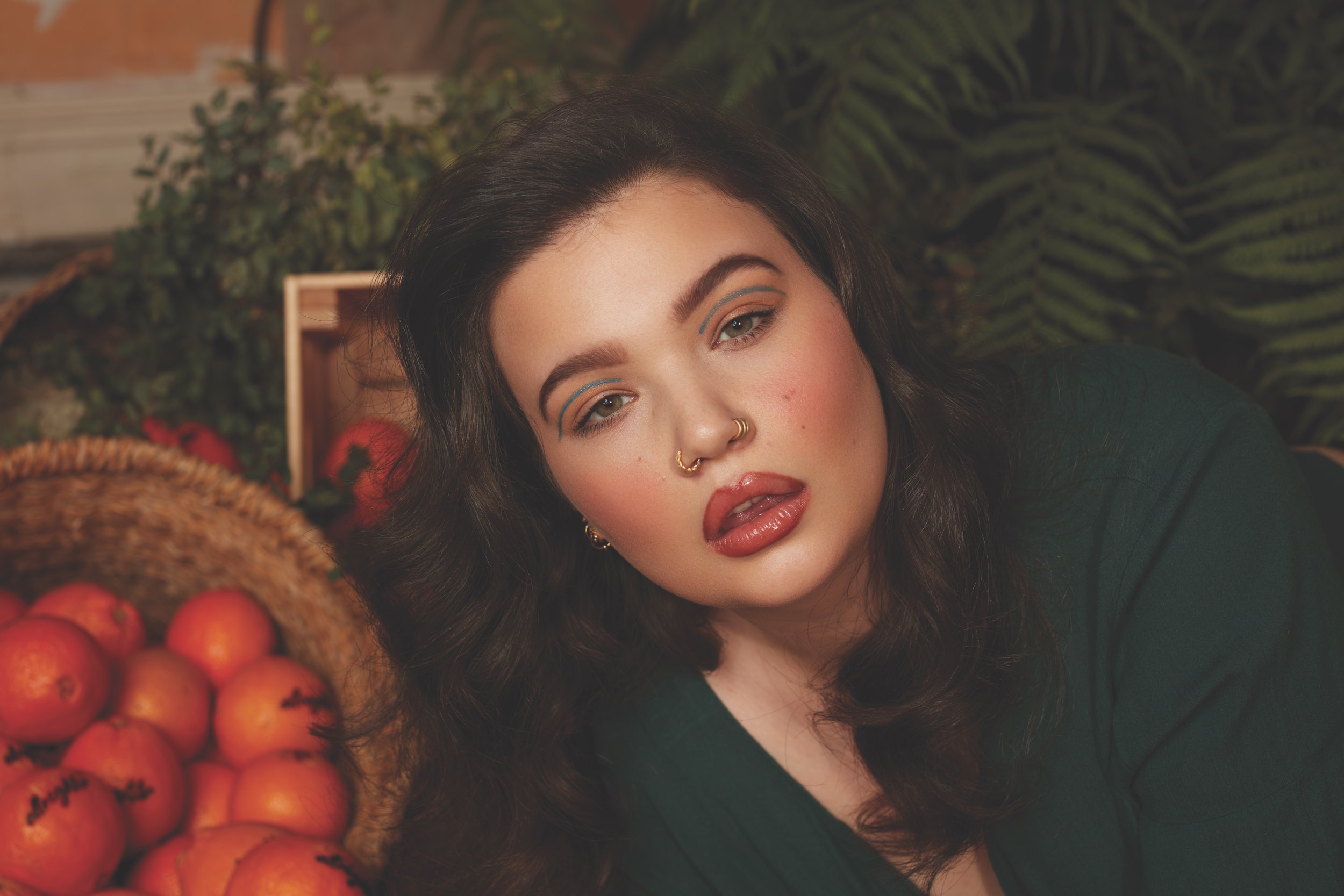 lola young 1.jpg