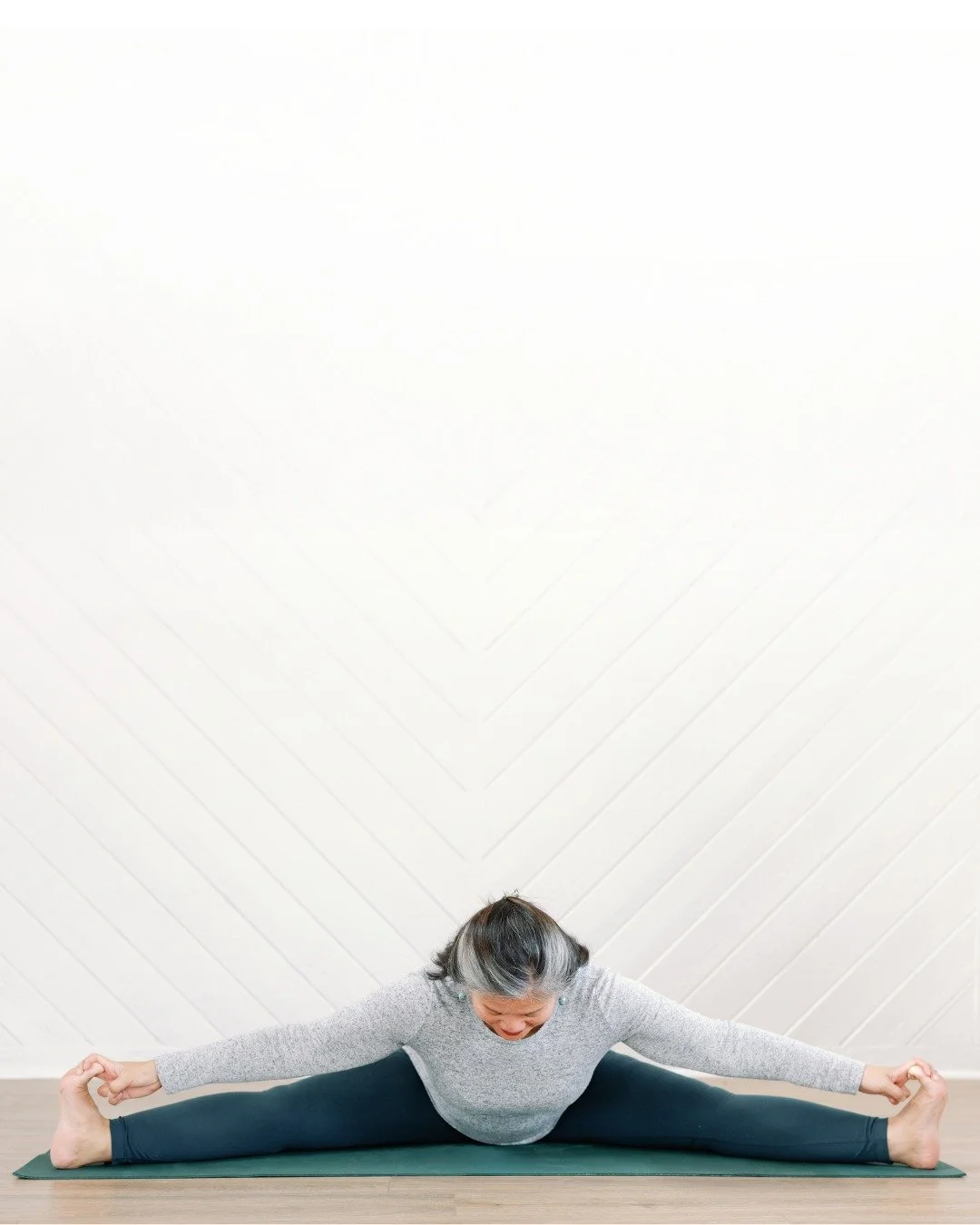🙏 Pose of the Month: Wide Legged Forward Bend Pose 🙏

As we root into November&rsquo;s theme of gratitude, we turn inward with Wide-Legged Forward Bend Pose. 🌿  This grounding inversion encourages surrender, inviting the body to release tension an