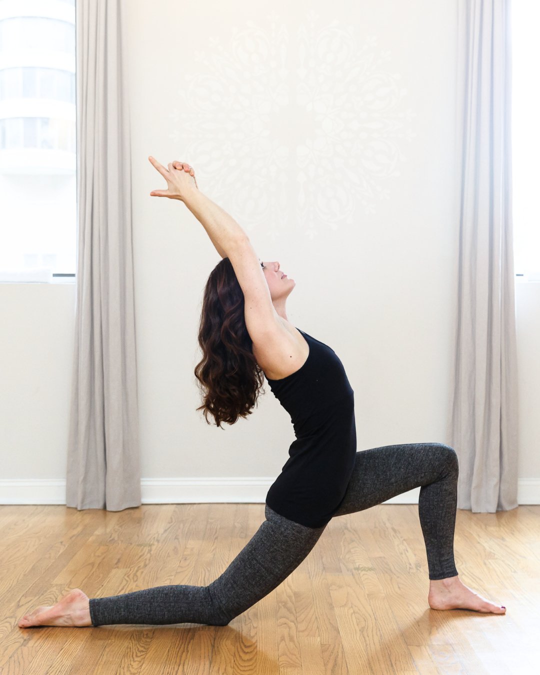 🌙 Pose of the Month: Crescent Lunge 🌙

Ground down through the back knee.
Press forward with strength.
Rise through the heart.

Crescent Lunge is a shape of expansion, rooted and reaching at once. It builds heat in the legs while opening the hips a