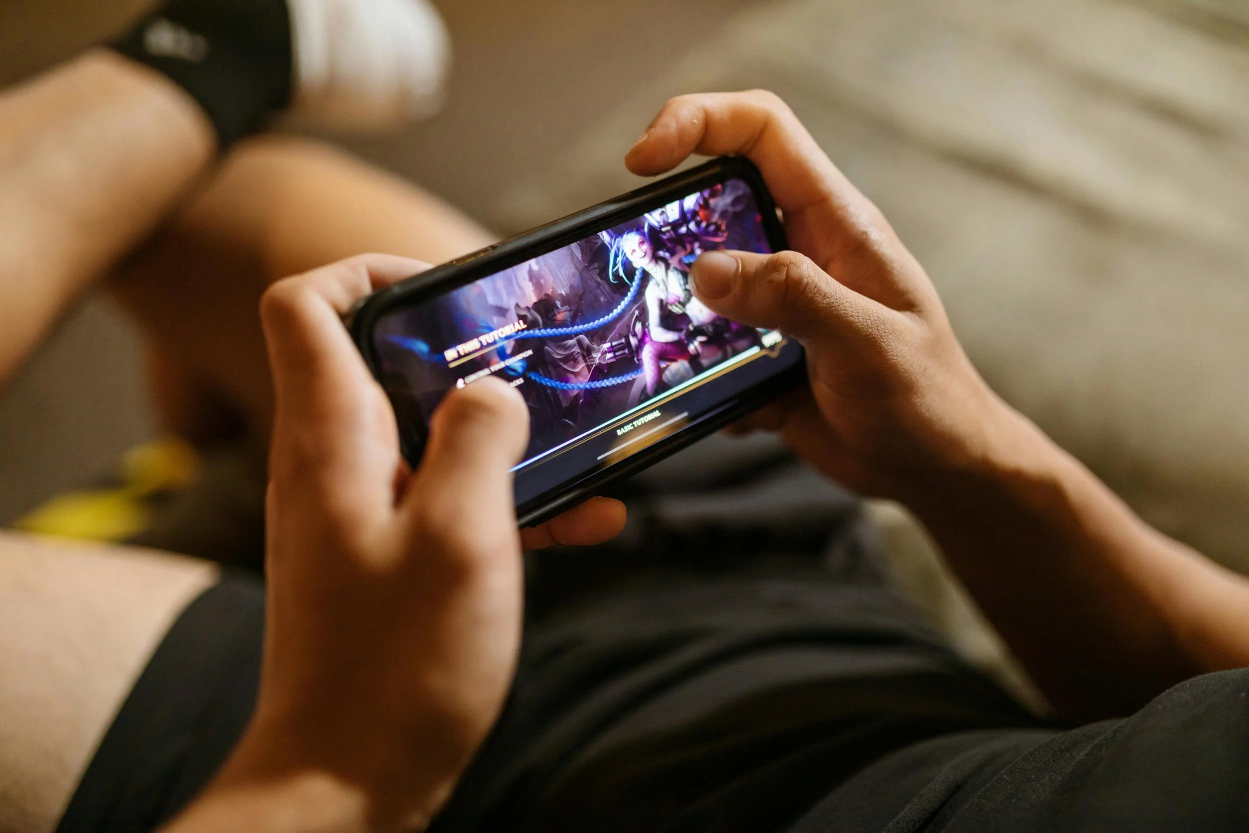 3 Essential Tips Before Letting Your Child Play Multiplayer Games 