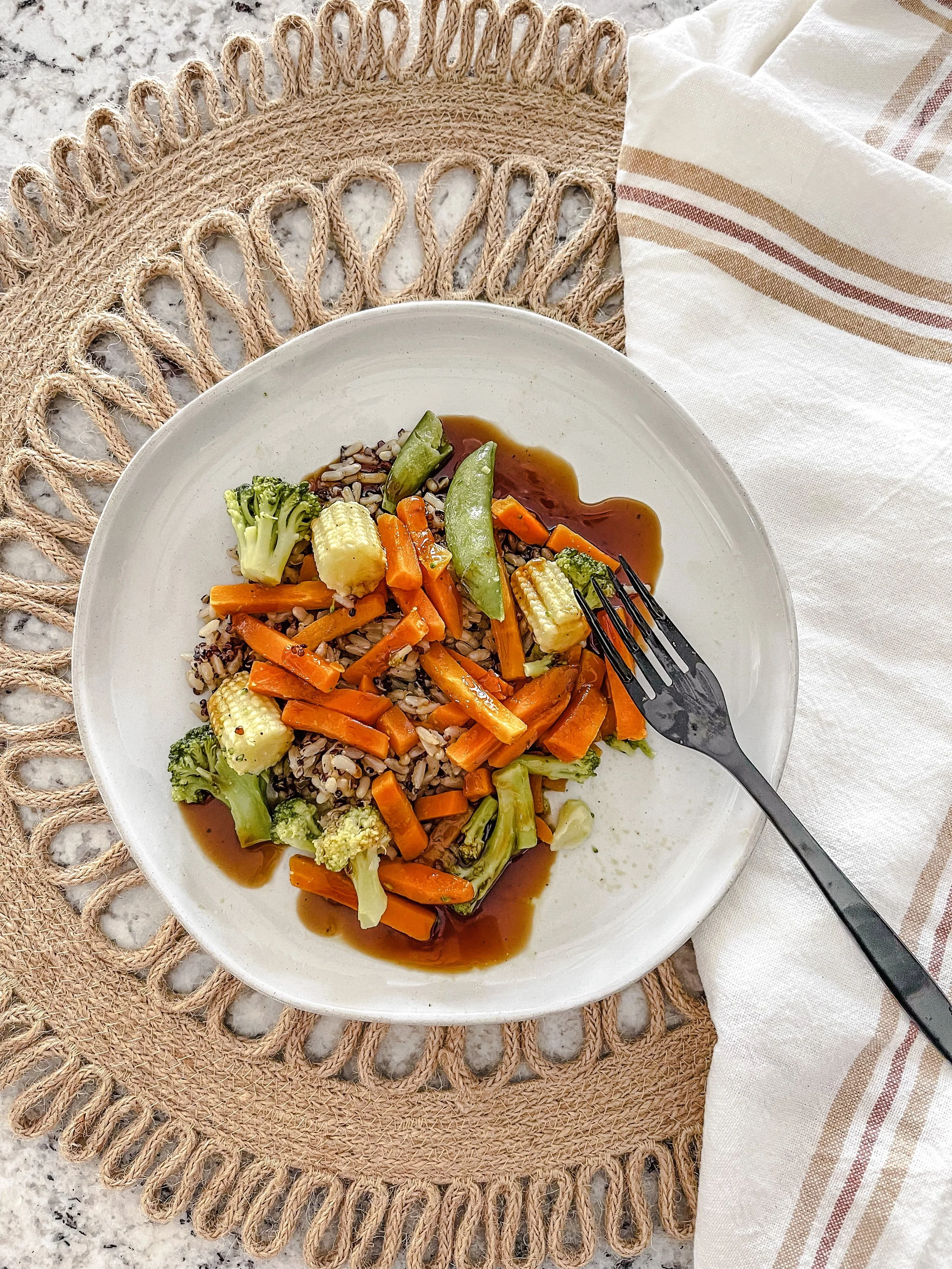 Rice and Vegetable Stir Fry — 2hungrydaughters