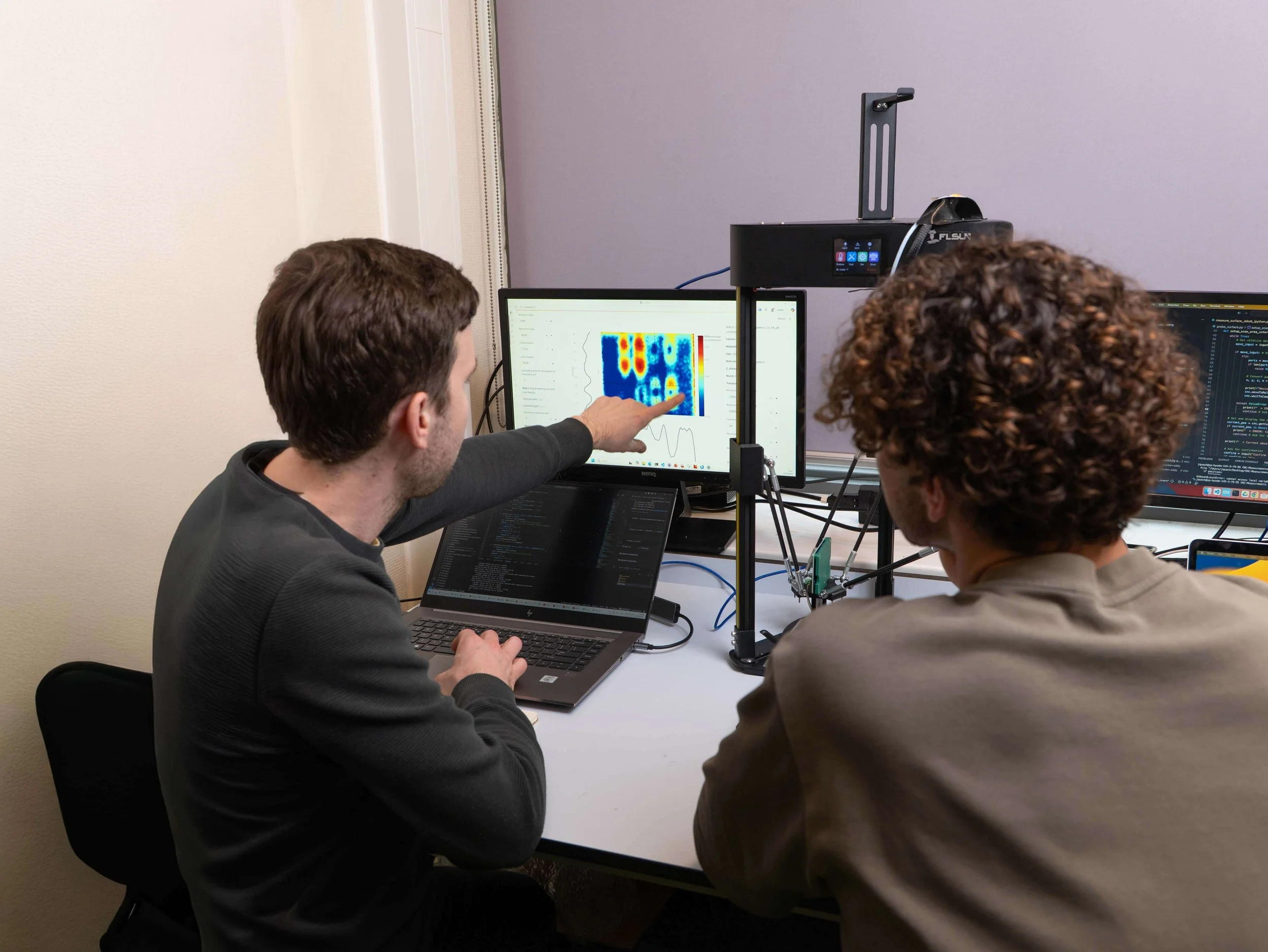 Laboratory analysis of Carbon Fibre composites with generated heatmaps displayed on the screen