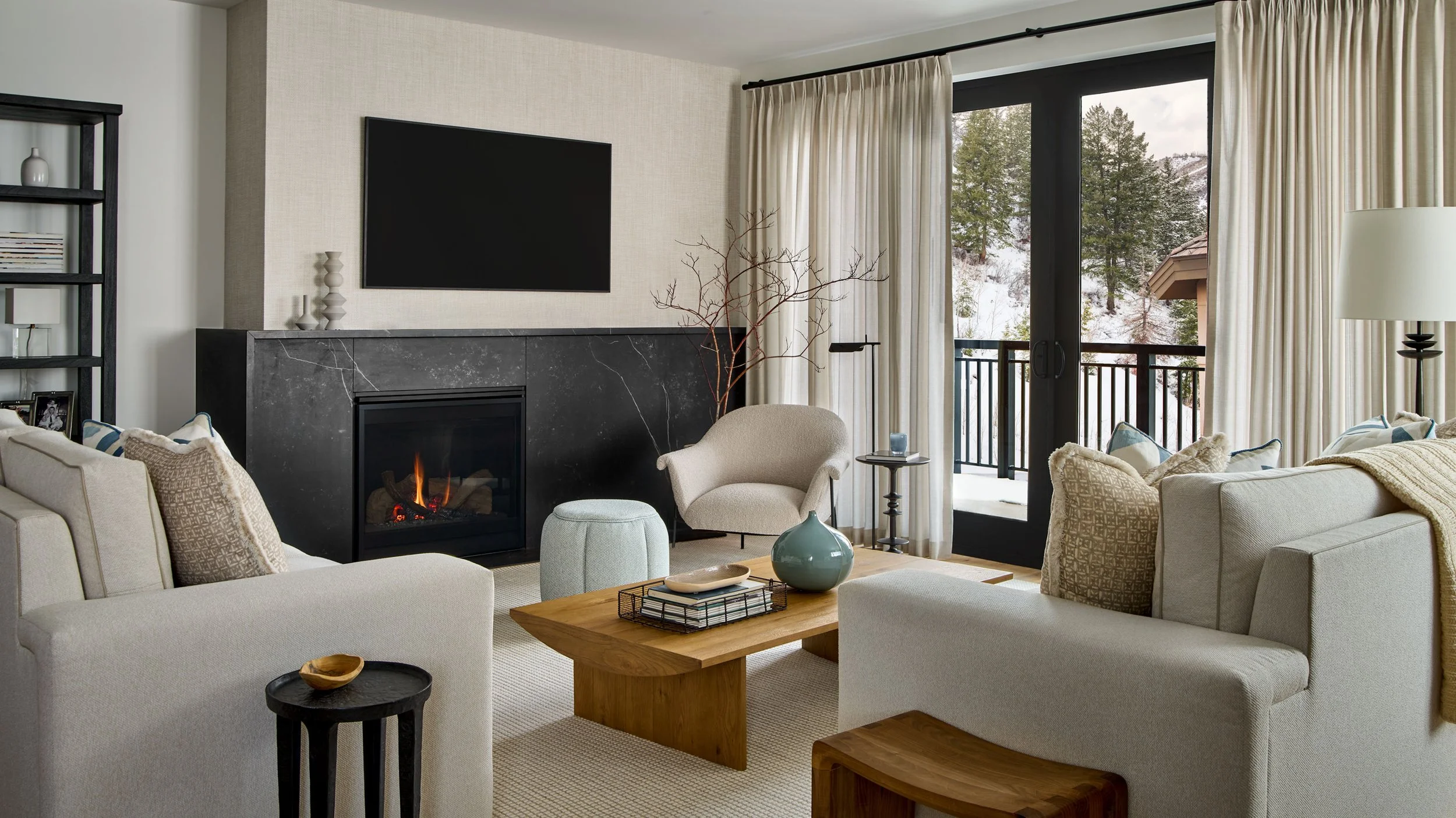 Francis-Blaine-Frontgate-03-14-24-Living-Room-Web.jpg