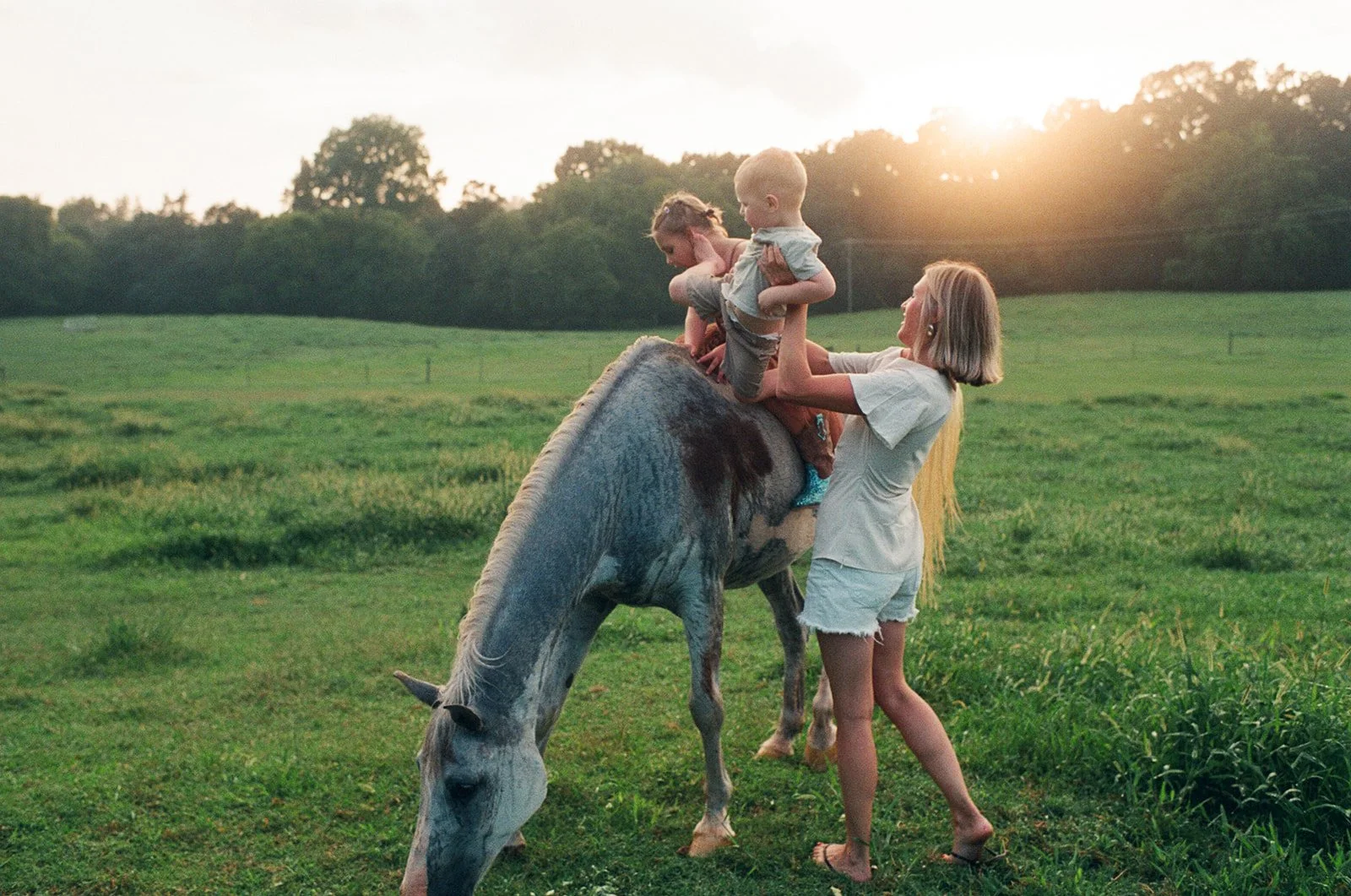 Lifestyle_Film_Family_Portraits155.jpg