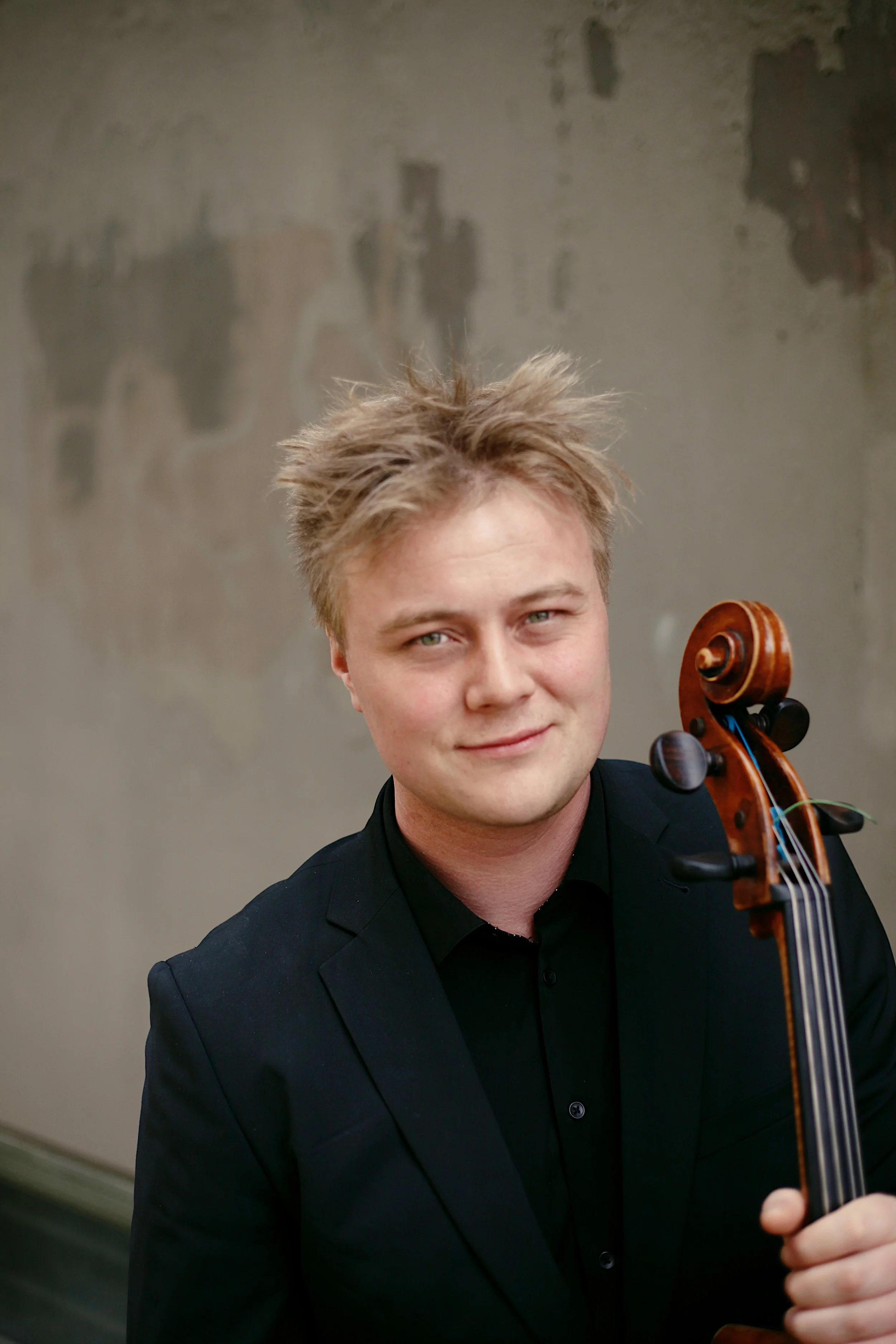 JONATHAN SWENSEN | cello (North America)
