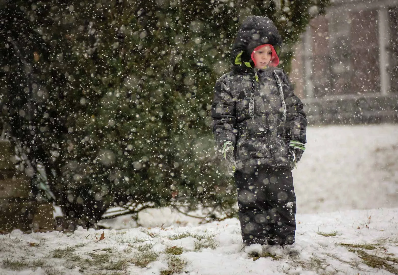 Lifestyle photography, children pictures snow in Catskills