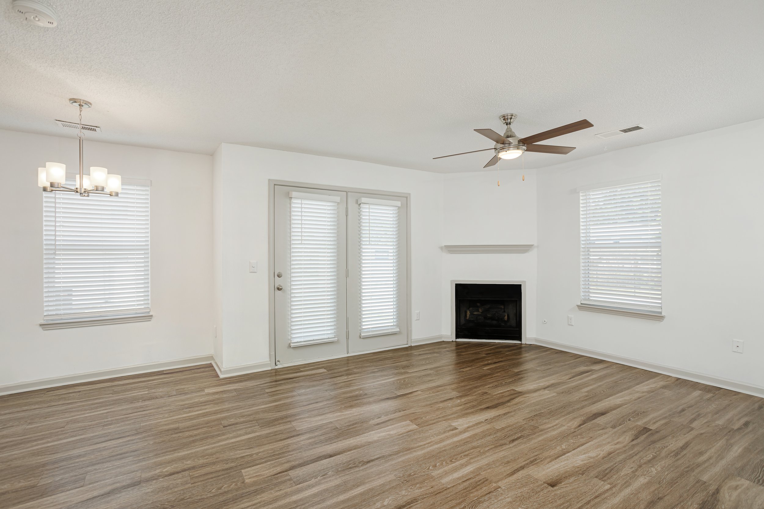 Keystone Unit 302 (8).jpg