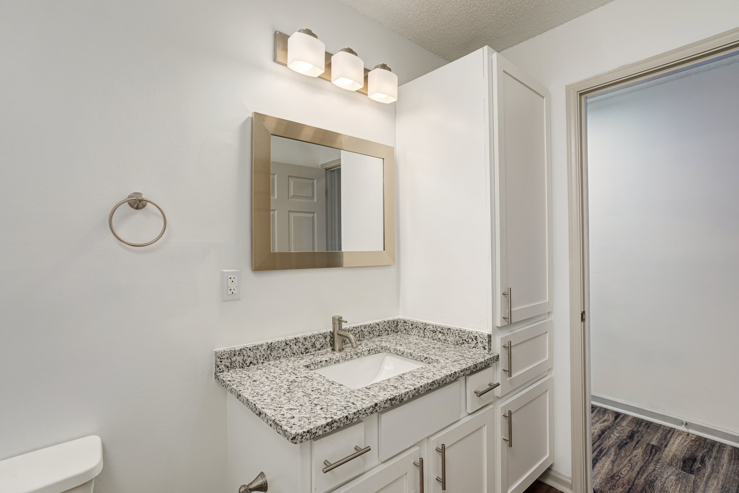 Keystone Unit 302 (11).jpg